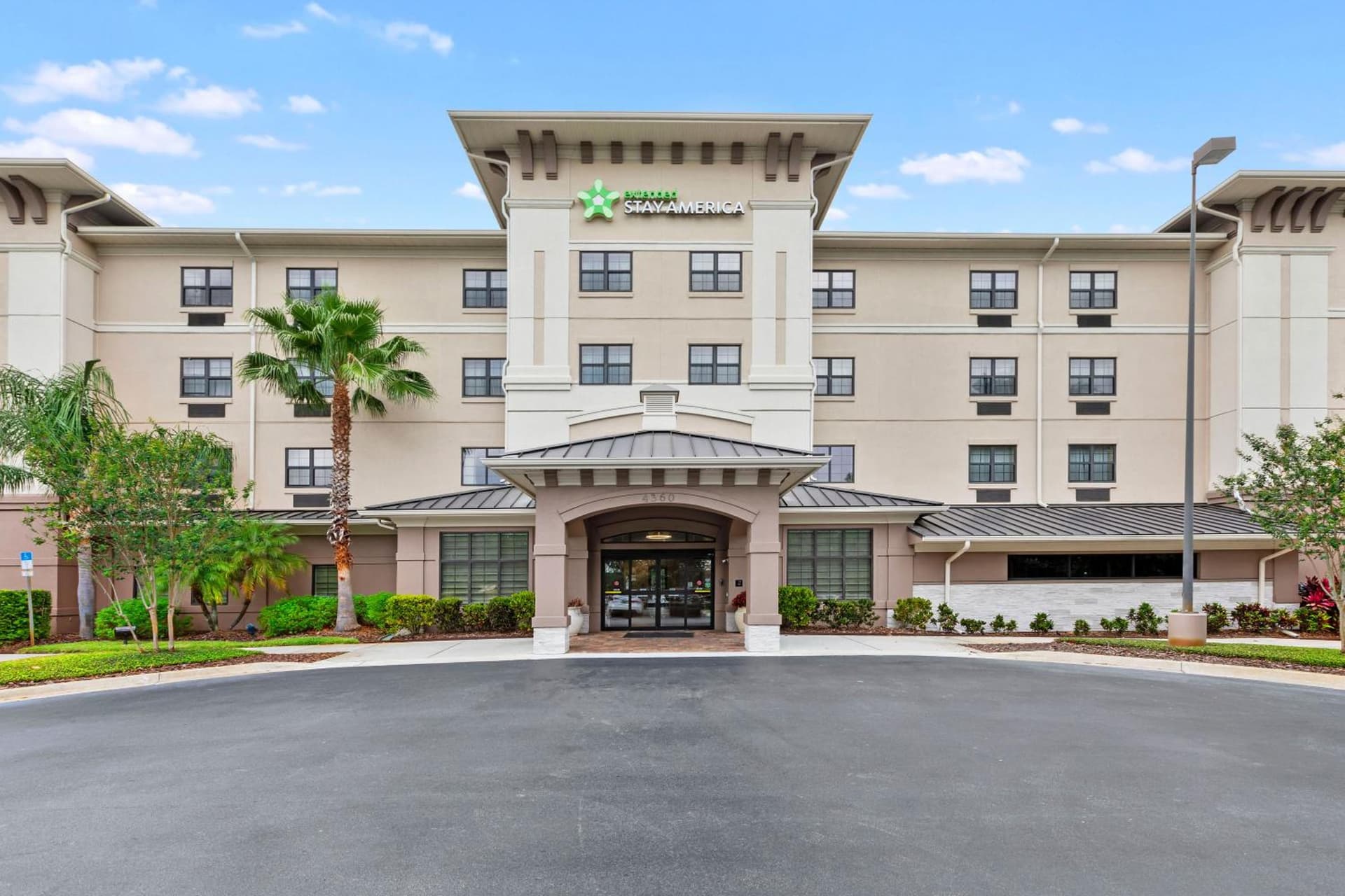 Extended Stay America Premier Suites Lakeland I4 gallery photo in Lakeland, FL — image 97