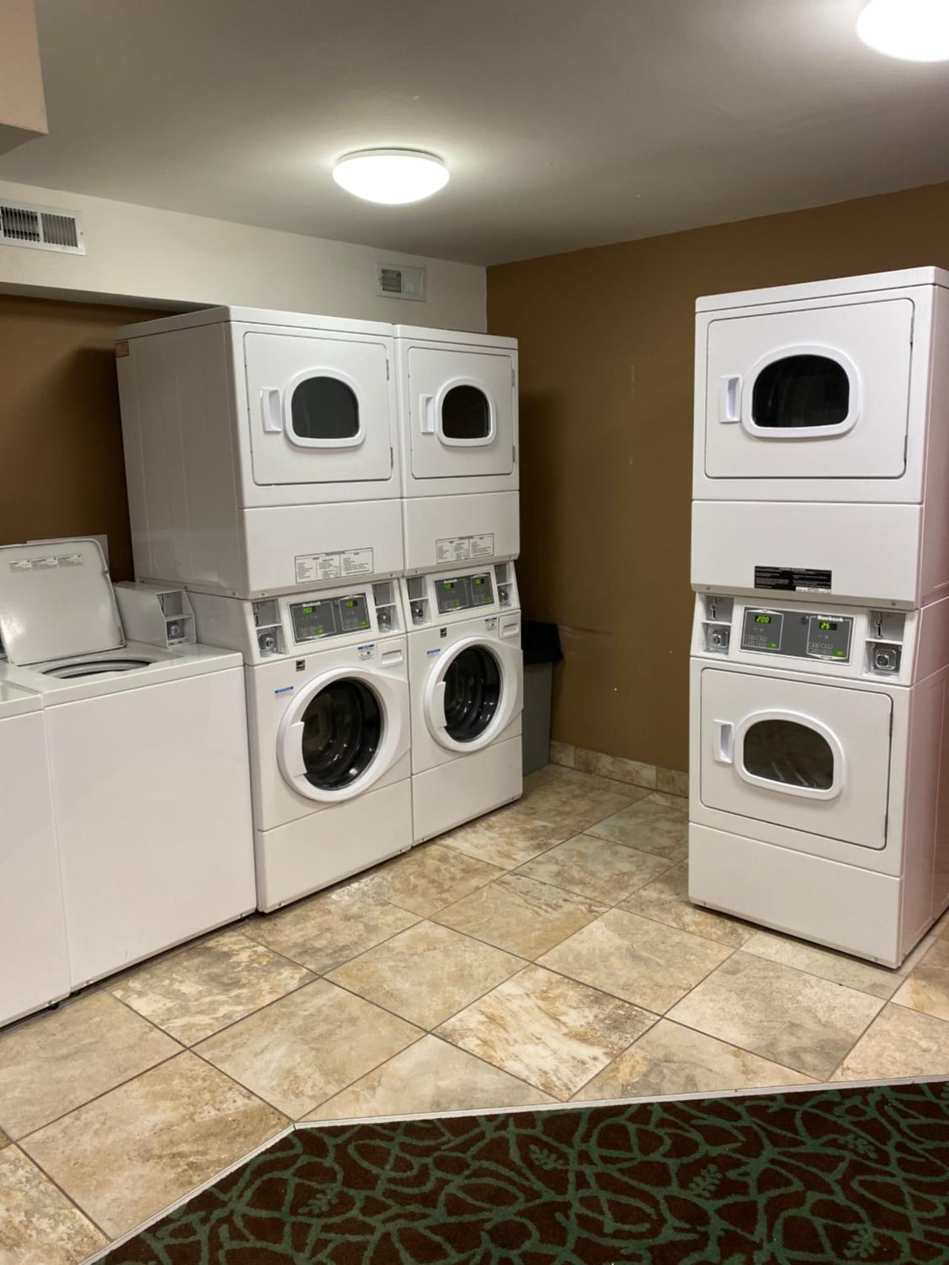 Clayton Plaza Hotel & Extended Stay interior in Clayton, MO — gallery photo 2