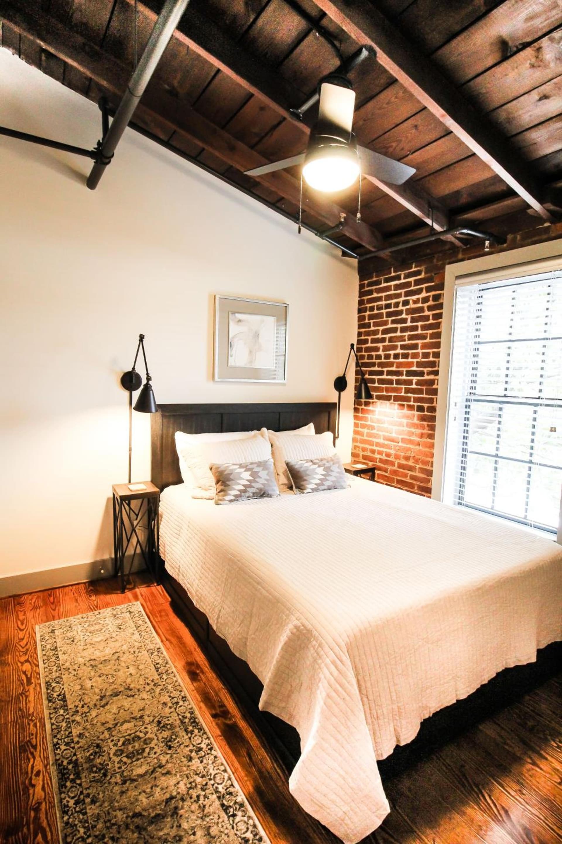 The Lofts at Downtown Salem gallery photo in Salem, VA — image 16