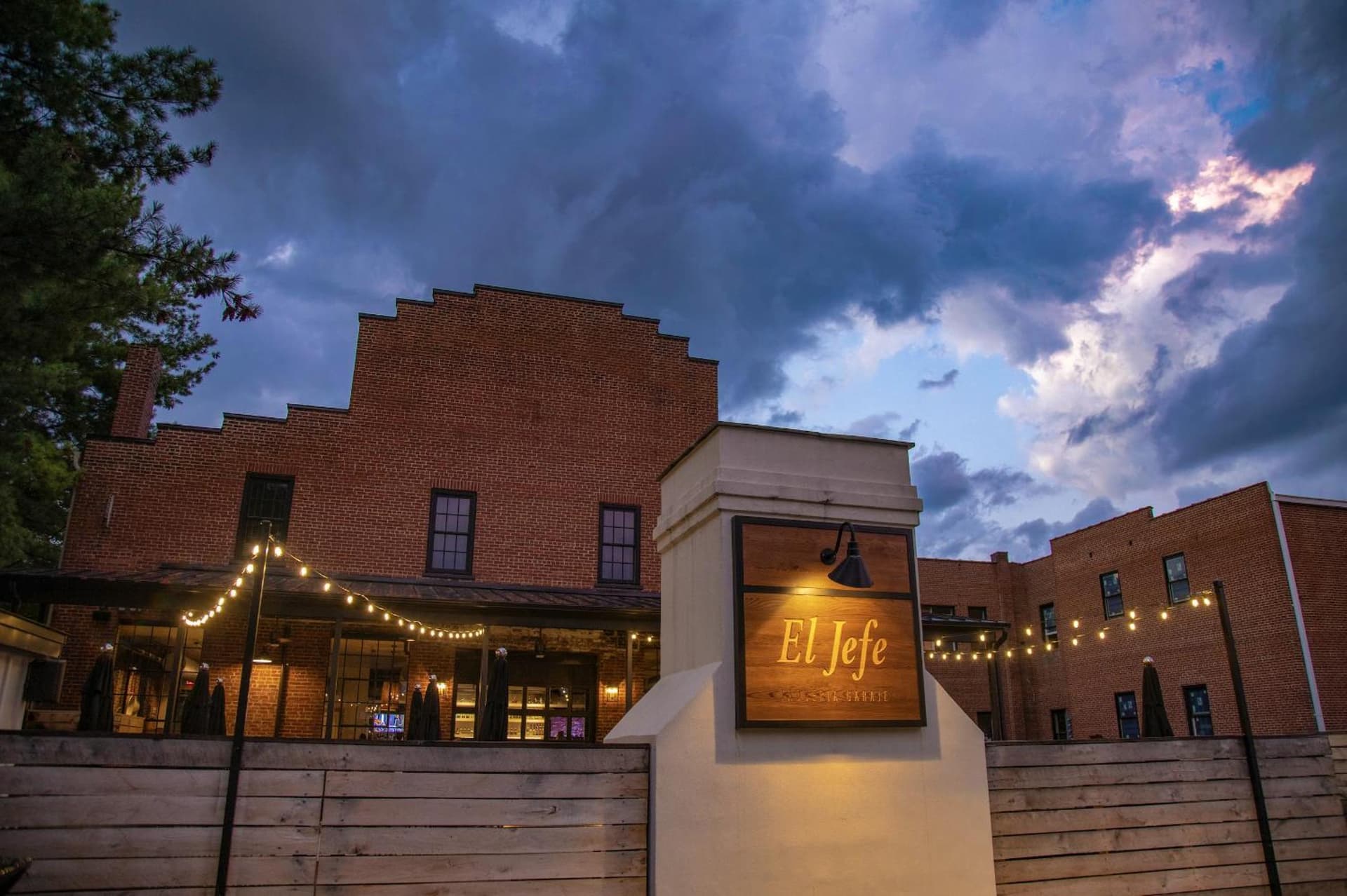 The Lofts at Downtown Salem — hotel in Salem, Virginia