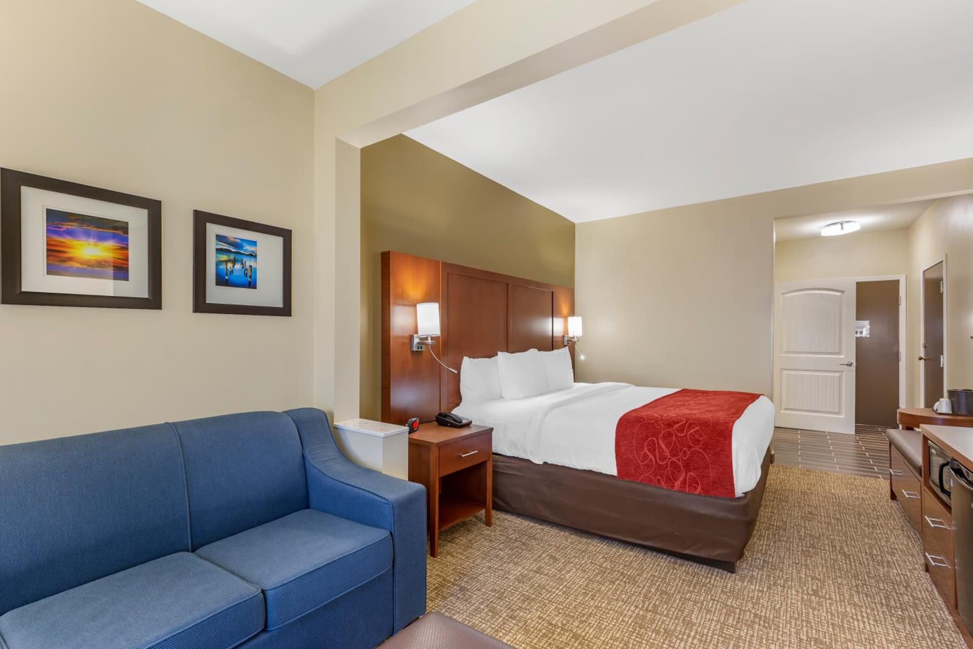 Comfort Suites Near Camp Lejeune gallery photo in Jacksonville, NC — image 17