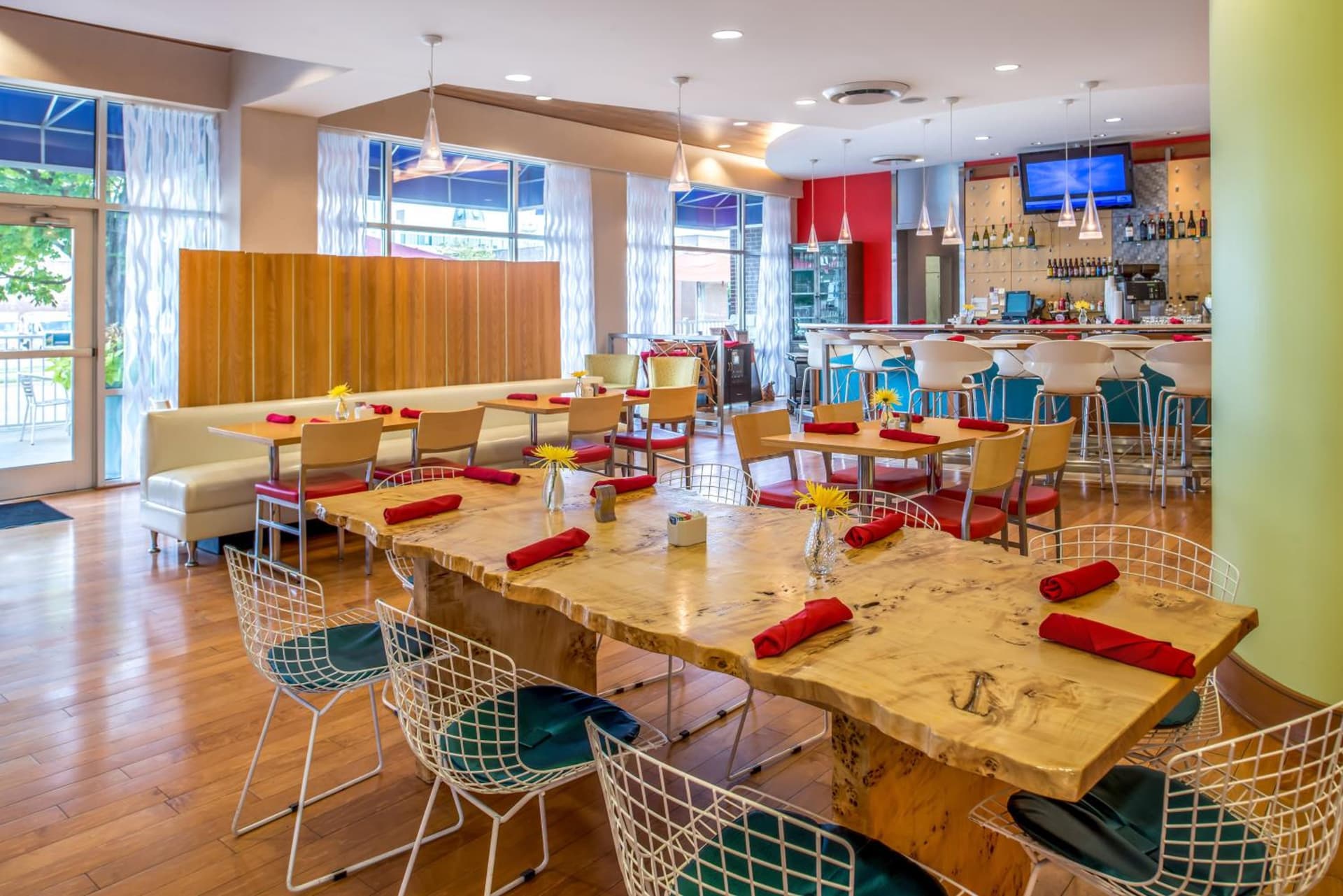 Hotel Indigo Columbus Architectural Center by IHG gallery photo in Columbus, IN — image 4