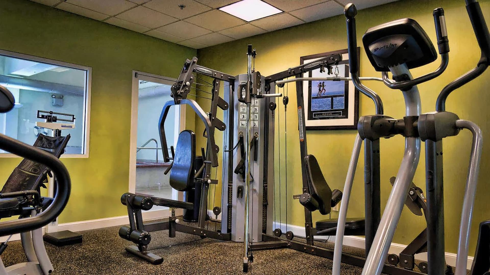 Holiday Inn Express La Plata by IHG interior in La Plata, MD — gallery photo 2