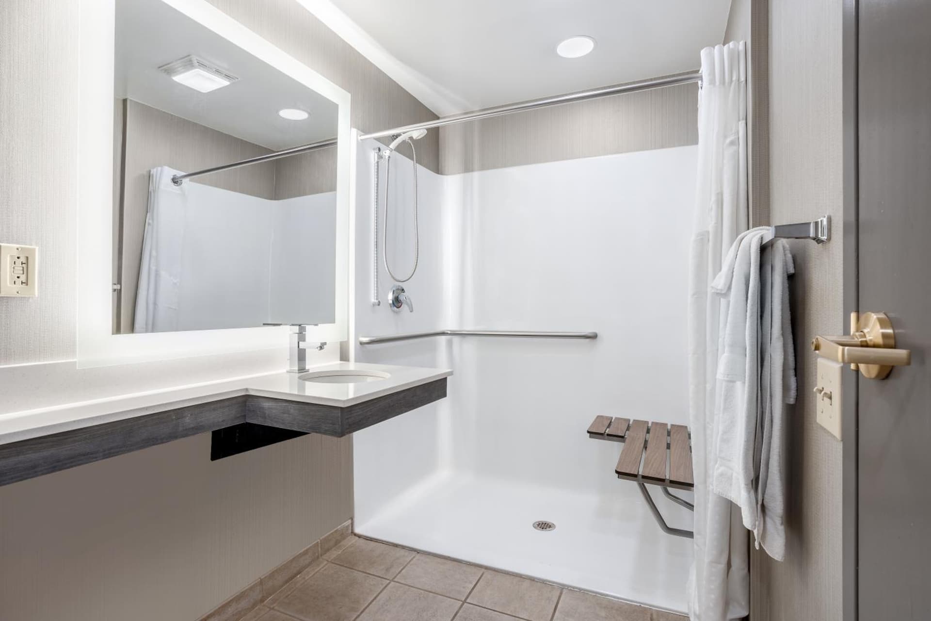 Holiday Inn Lafayette-City Centre by IHG property views in Lafayette, IN — gallery photo 3