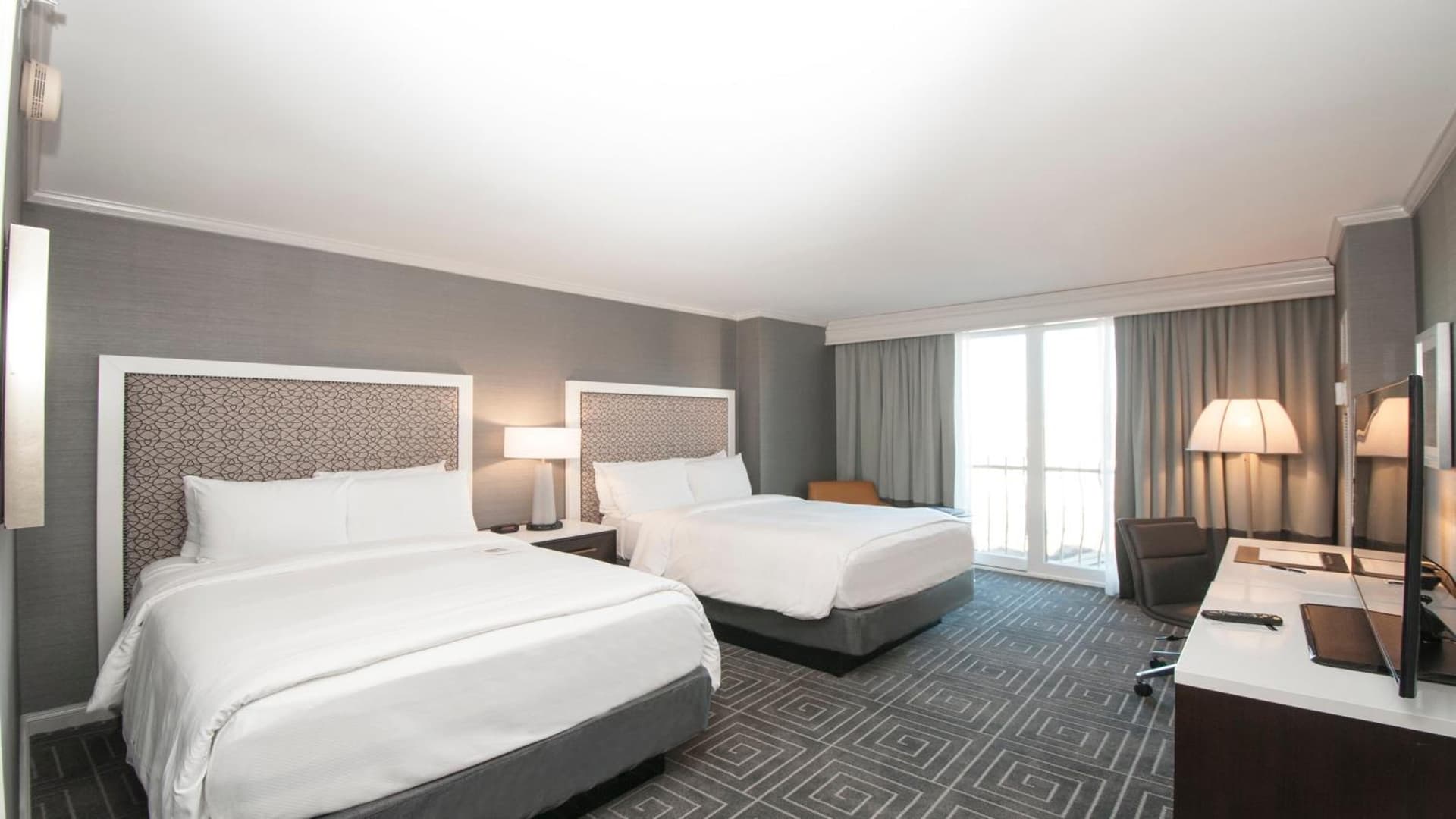 InterContinental Kansas City at the Plaza by IHG property views in Kansas City, MO — gallery photo 3