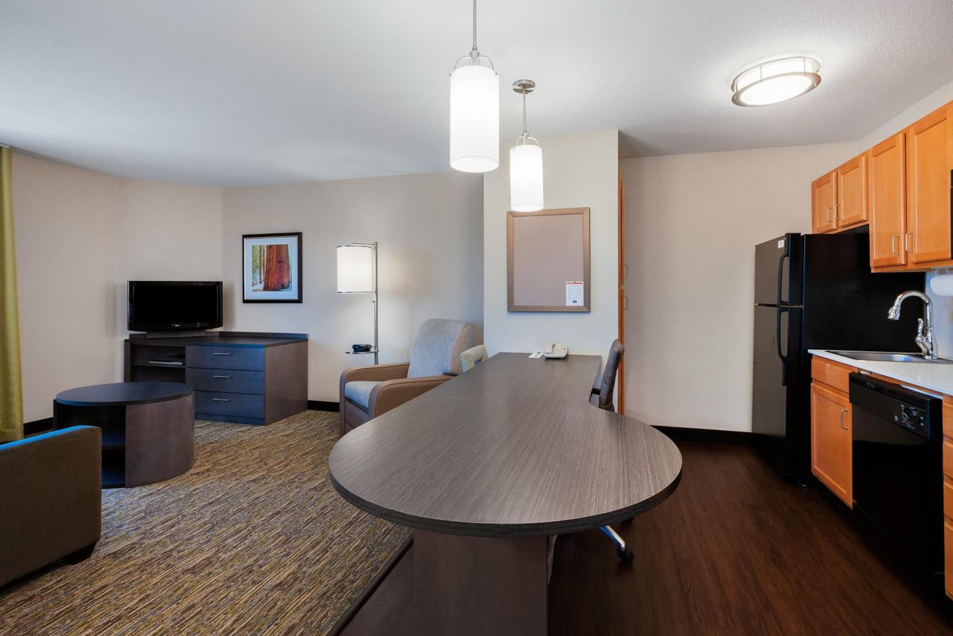 Candlewood Suites Medford by IHG gallery photo in Medford, OR — image 31