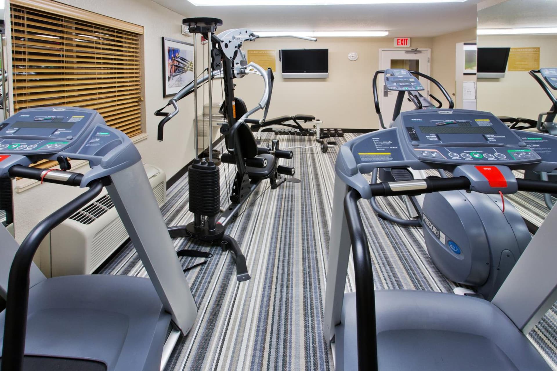 Candlewood Suites Medford by IHG gallery photo in Medford, OR — image 8