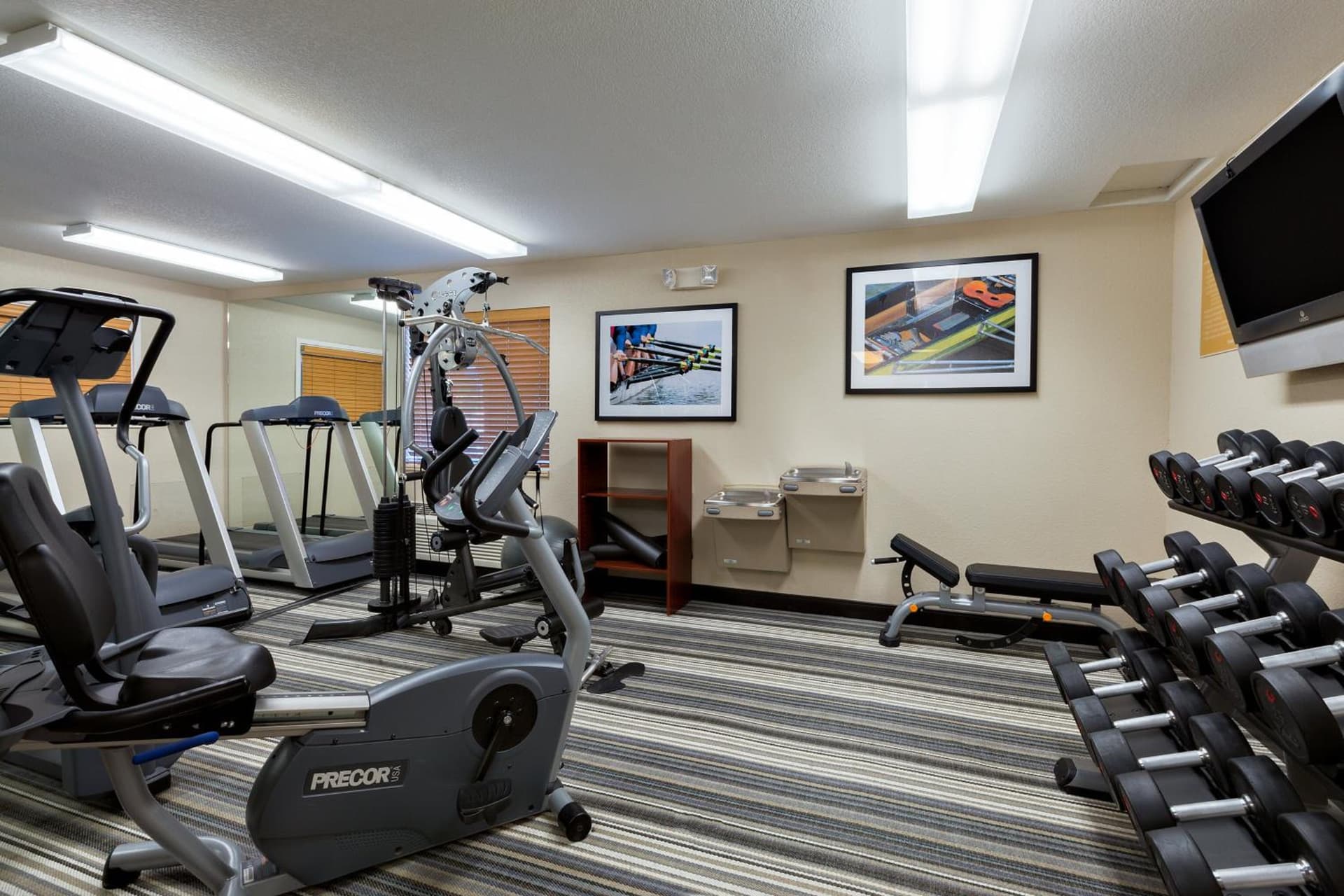 Candlewood Suites Medford by IHG gallery photo in Medford, OR — image 15