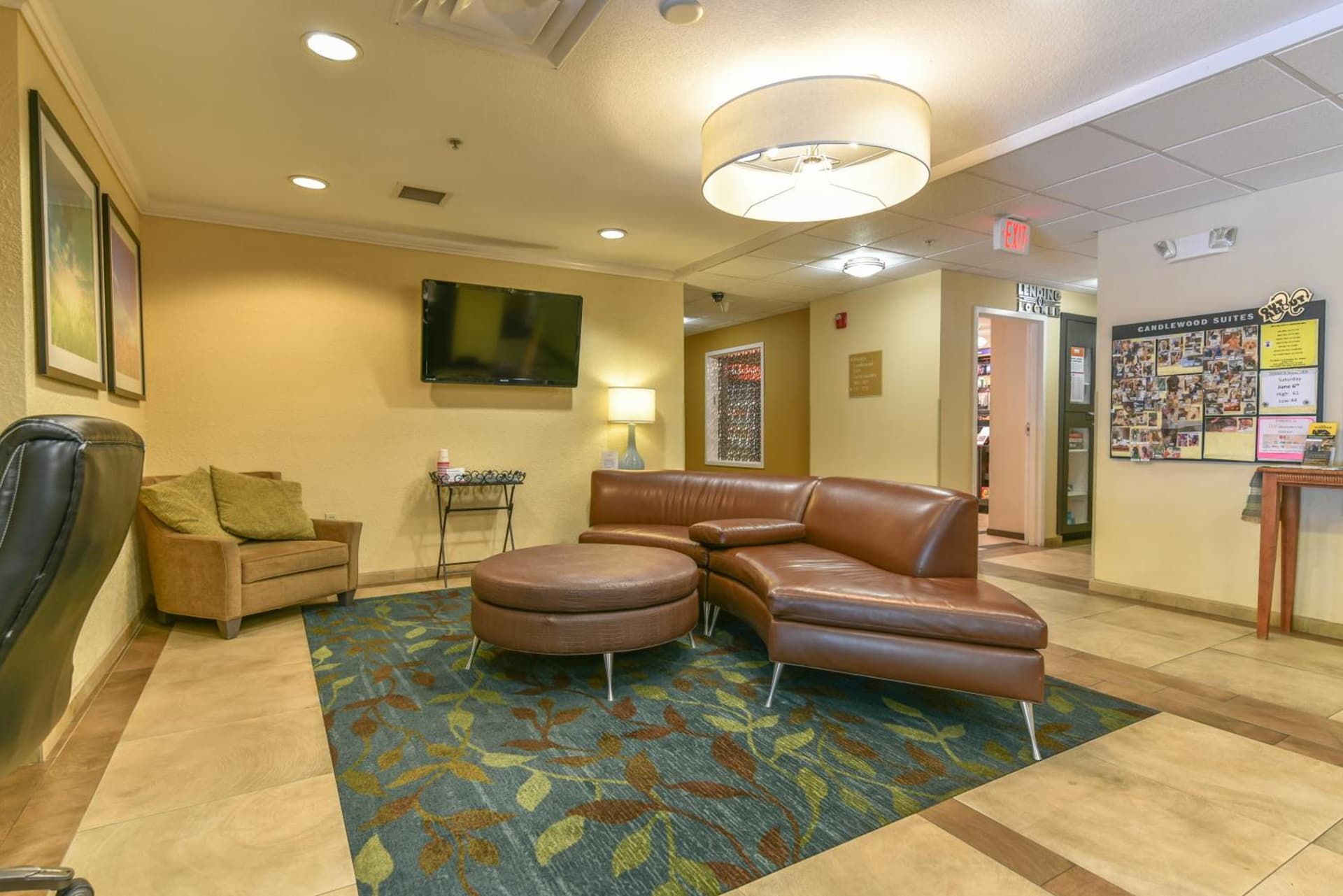 Candlewood Suites Medford by IHG property views in Medford, OR — gallery photo 3