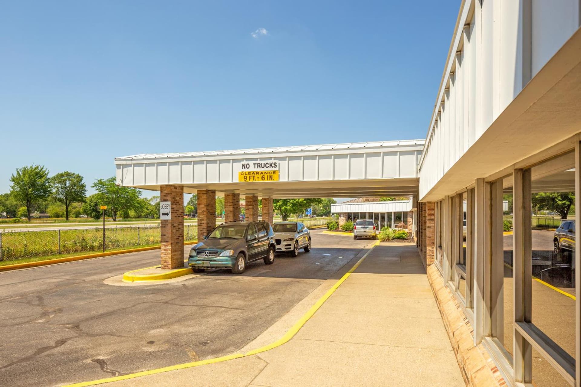 OYO Hotel Mona Lake Muskegon gallery photo in Muskegon, MI — image 8
