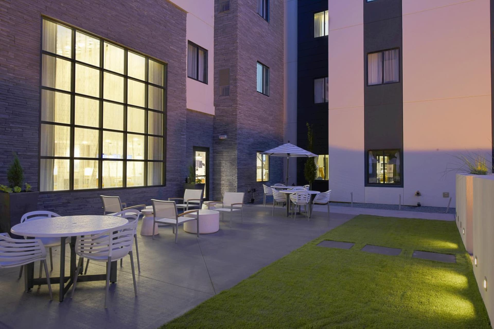 Staybridge Suites - Little Rock - Medical Center by IHG gallery photo in Little Rock, AR — image 42