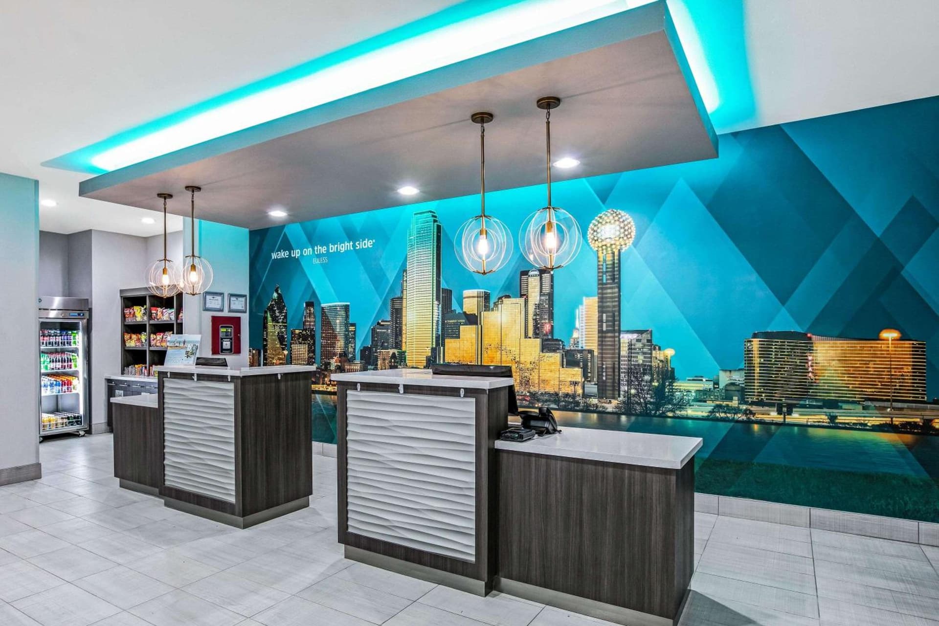 La Quinta Inn & Suites by Wyndham DFW West-Glade Parks gallery photo in Euless, TX — image 18