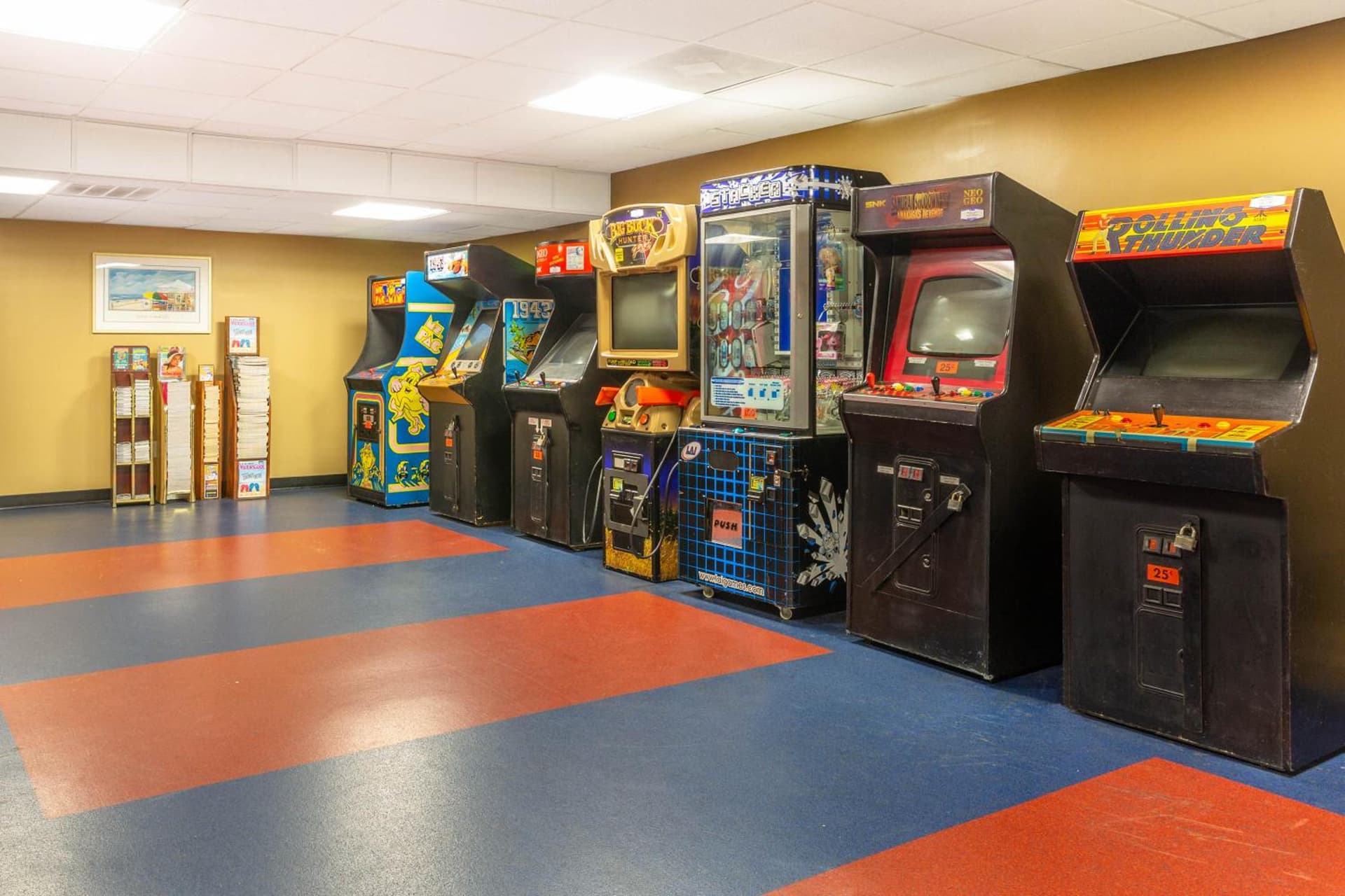Ramada Plaza by Wyndham Virginia Beach Oceanfront gallery photo in Virginia Beach, VA — image 35