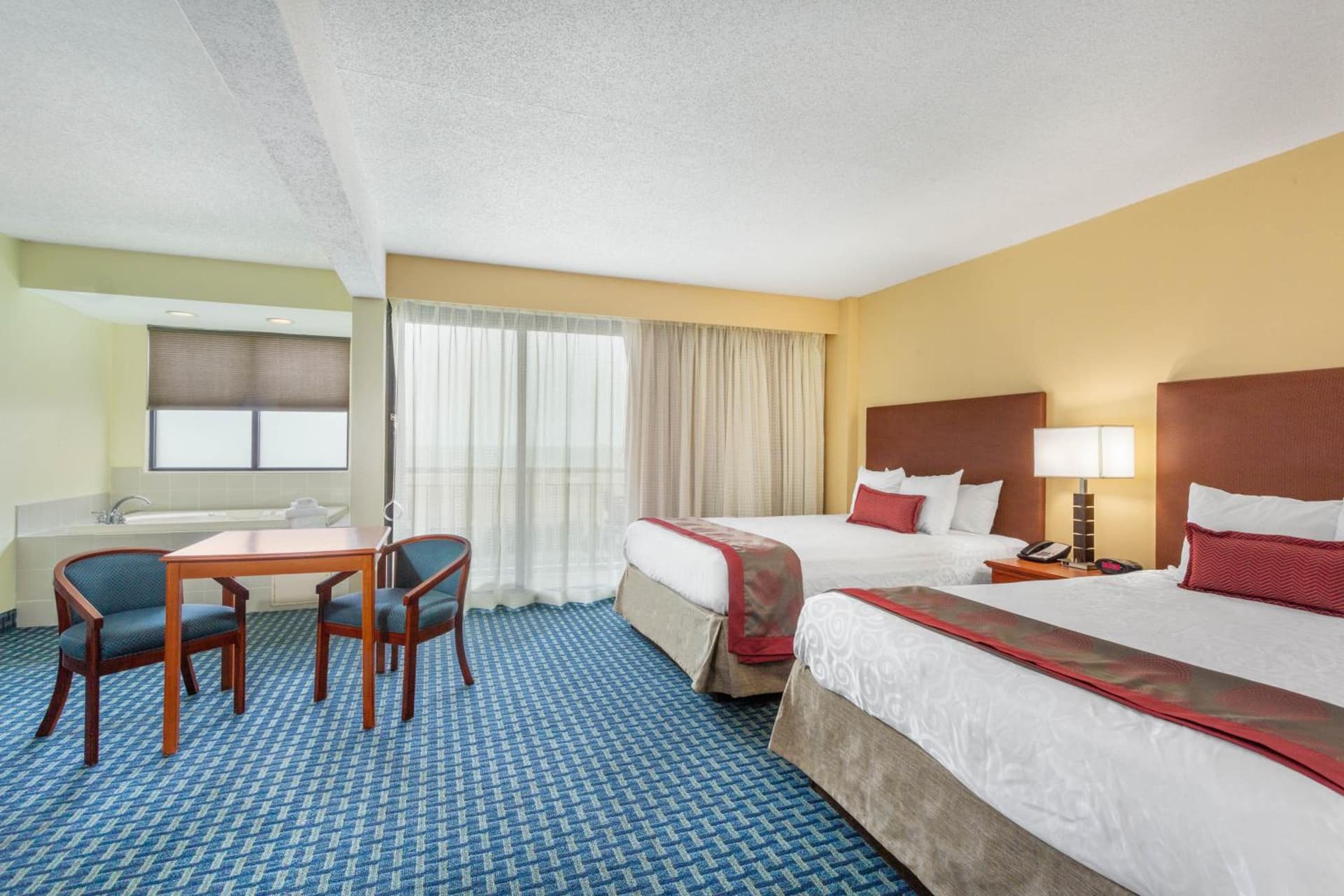 Ramada Plaza by Wyndham Virginia Beach Oceanfront gallery photo in Virginia Beach, VA — image 47