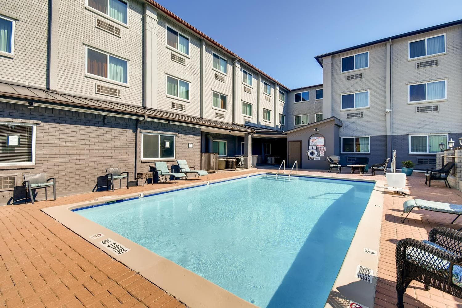 Orangewood Inn and Suites Midtown gallery photo in Austin, TX — image 7