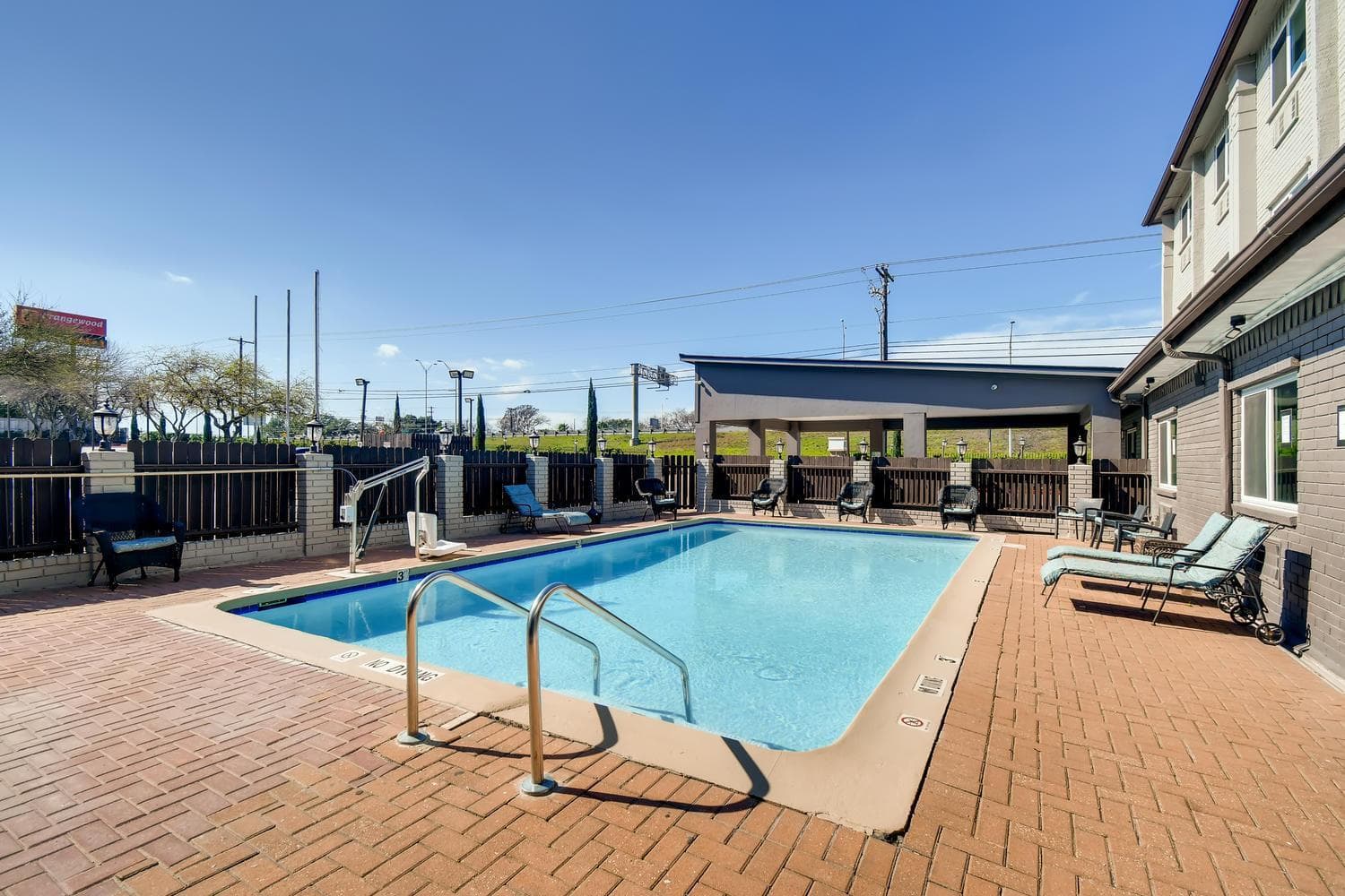 Orangewood Inn and Suites Midtown gallery photo in Austin, TX — image 18