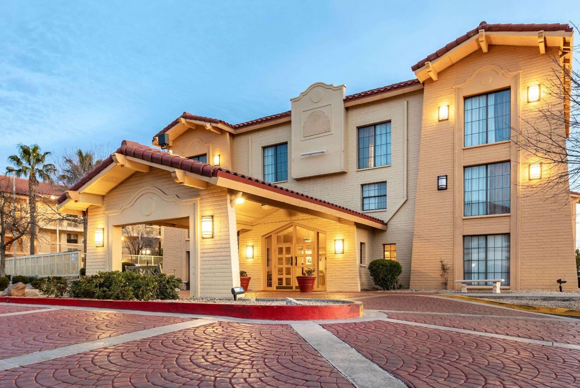 La Quinta Inn by Wyndham El Paso West gallery photo in El Paso, TX — image 27
