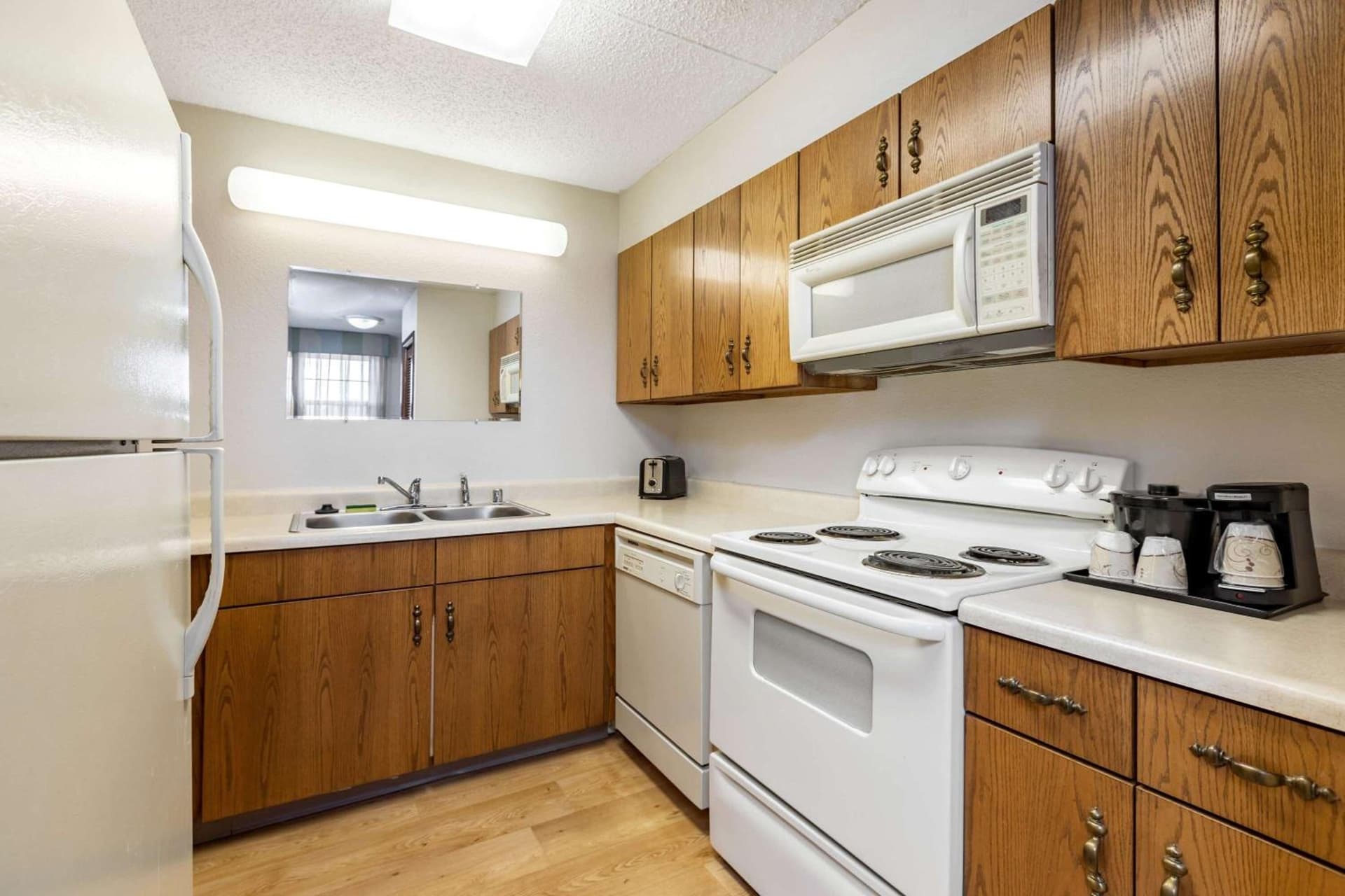 La Quinta Inn by Wyndham El Paso West gallery photo in El Paso, TX — image 14