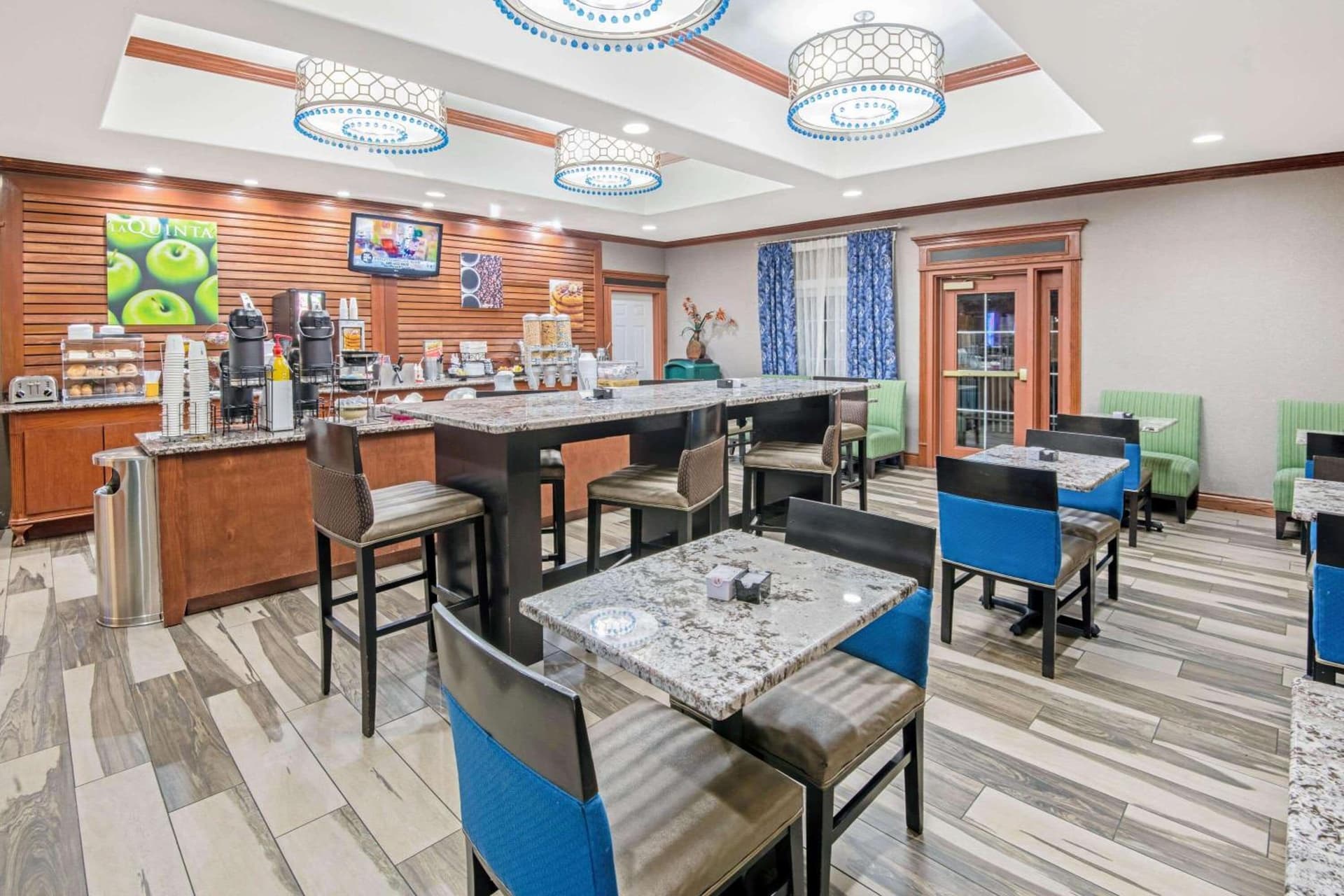 La Quinta by Wyndham Oklahoma City - Moore gallery photo in Moore, OK — image 27
