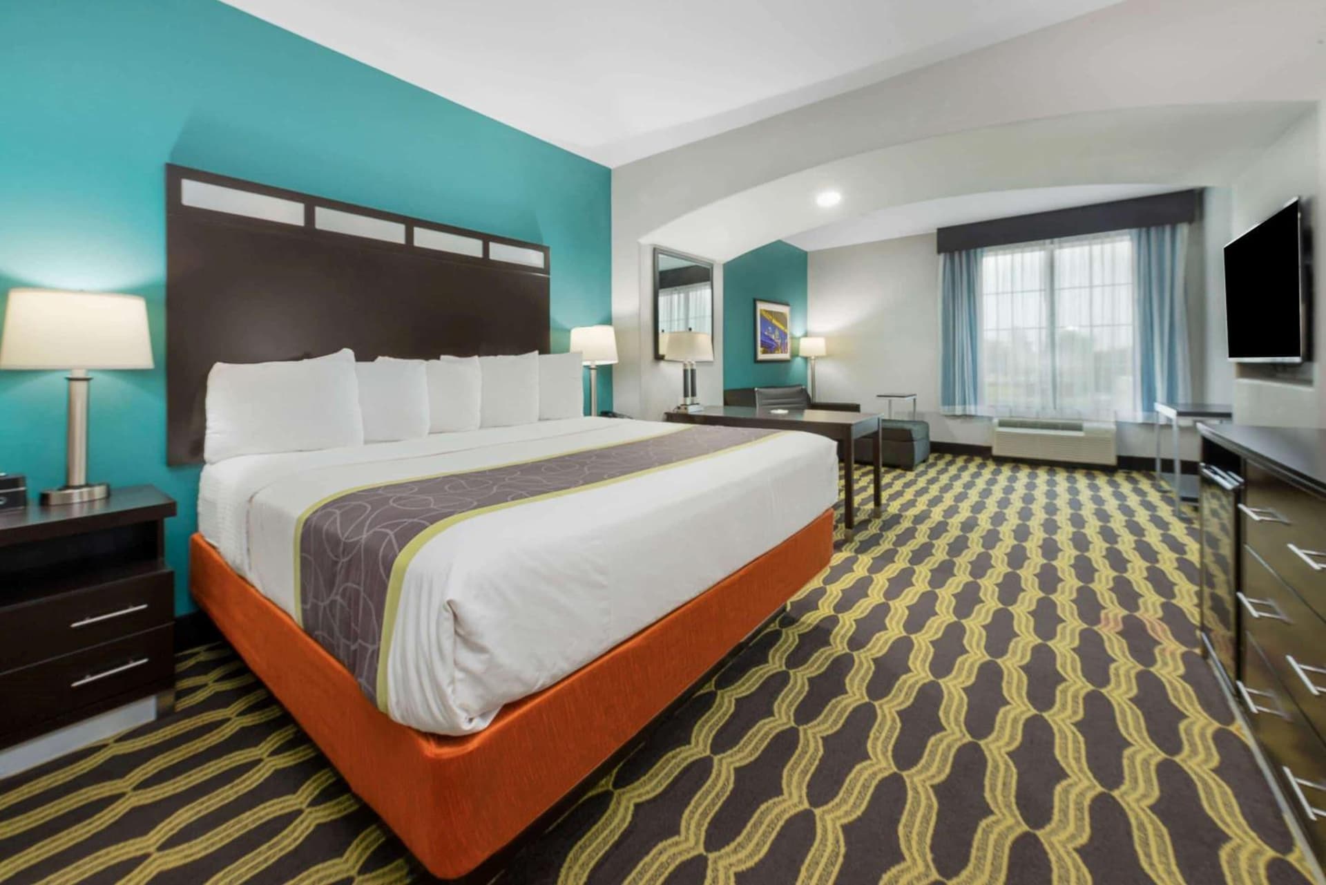 La Quinta by Wyndham Houston Humble Atascocita gallery photo in Humble, TX — image 17