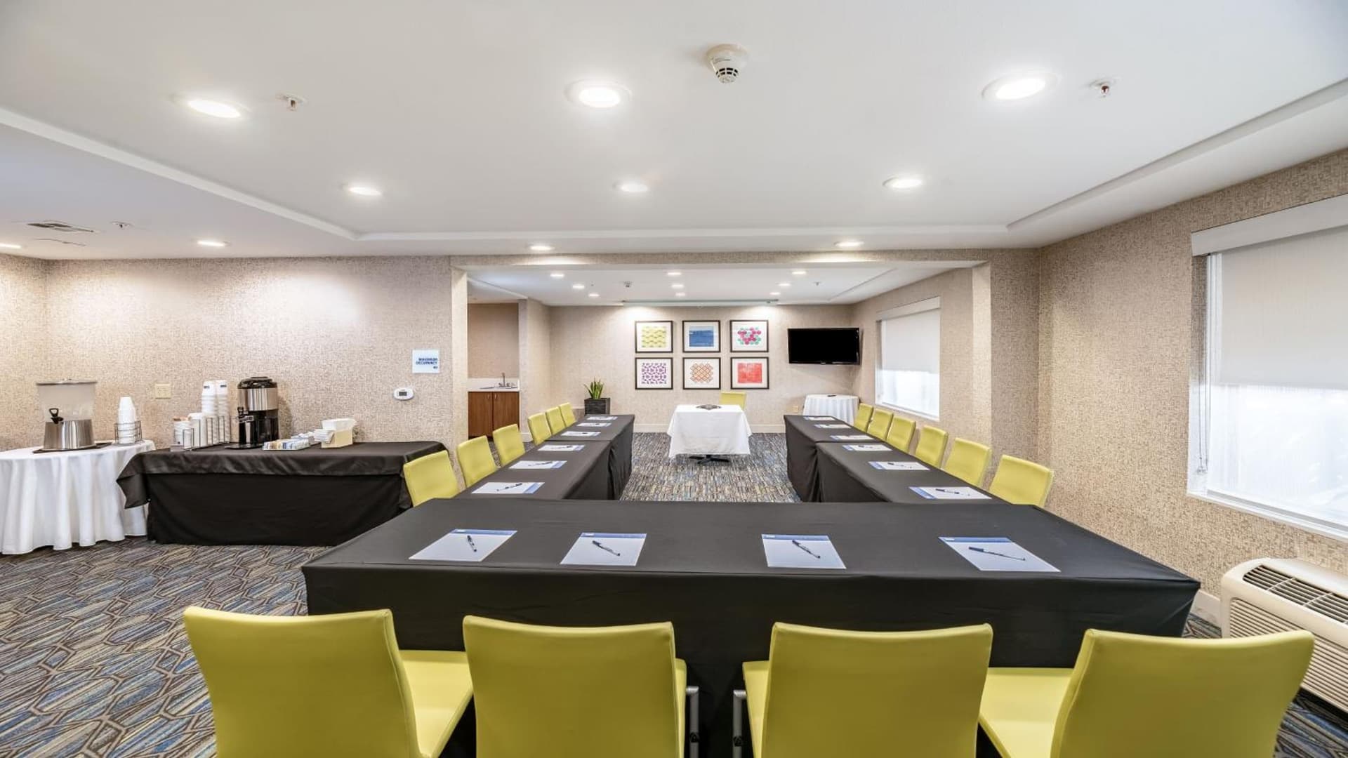 Holiday Inn Express Fremont - Milpitas Central by IHG gallery photo in Fremont, CA — image 98