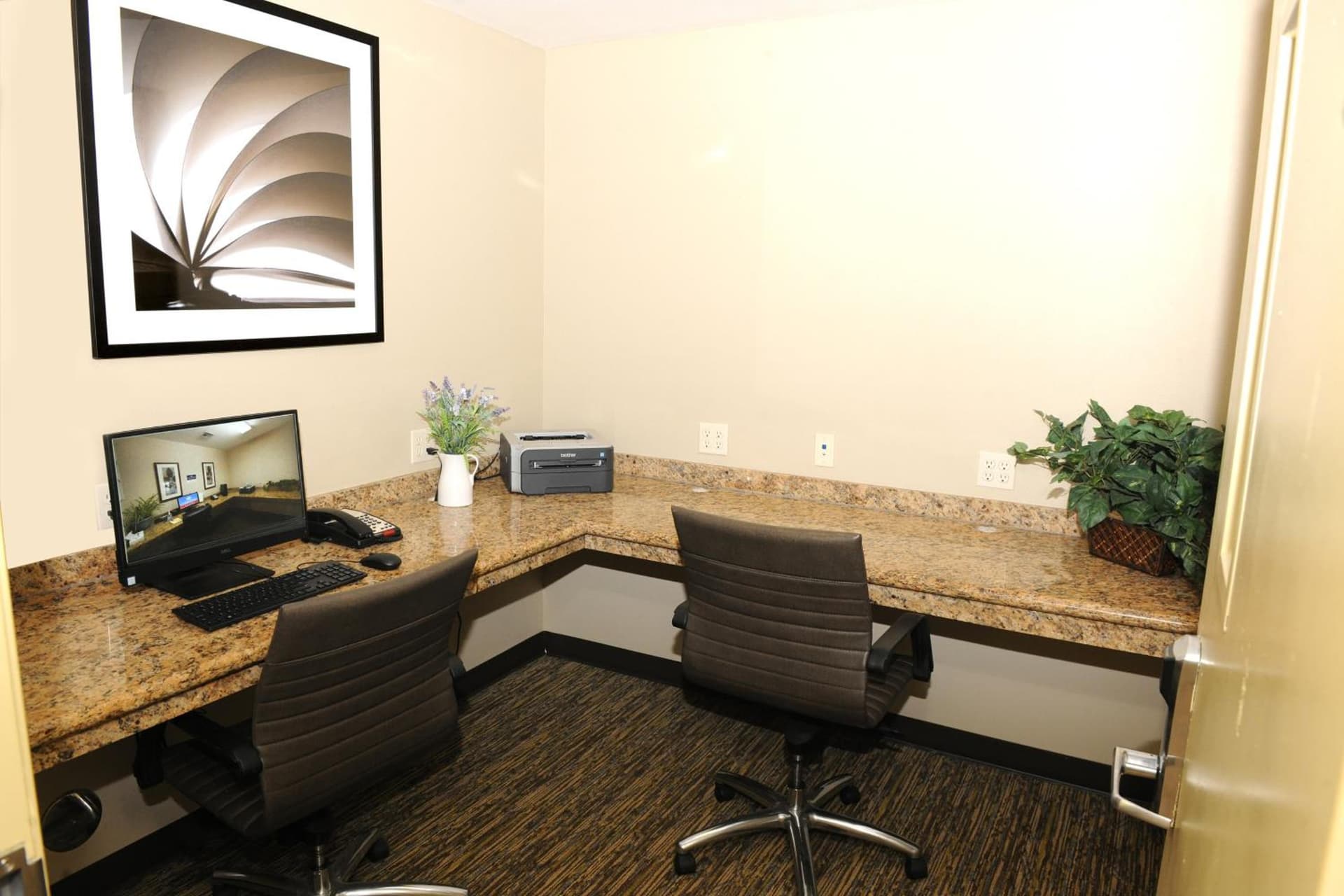 Candlewood Suites Santa Maria by IHG interior in Santa Maria, CA — gallery photo 2