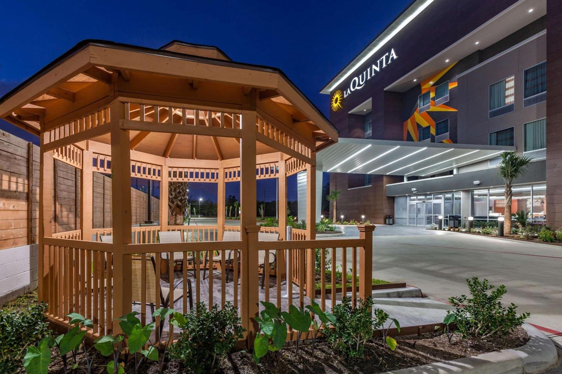 La Quinta by Wyndham Houston East at Sheldon Rd gallery photo in Channelview, TX — image 42