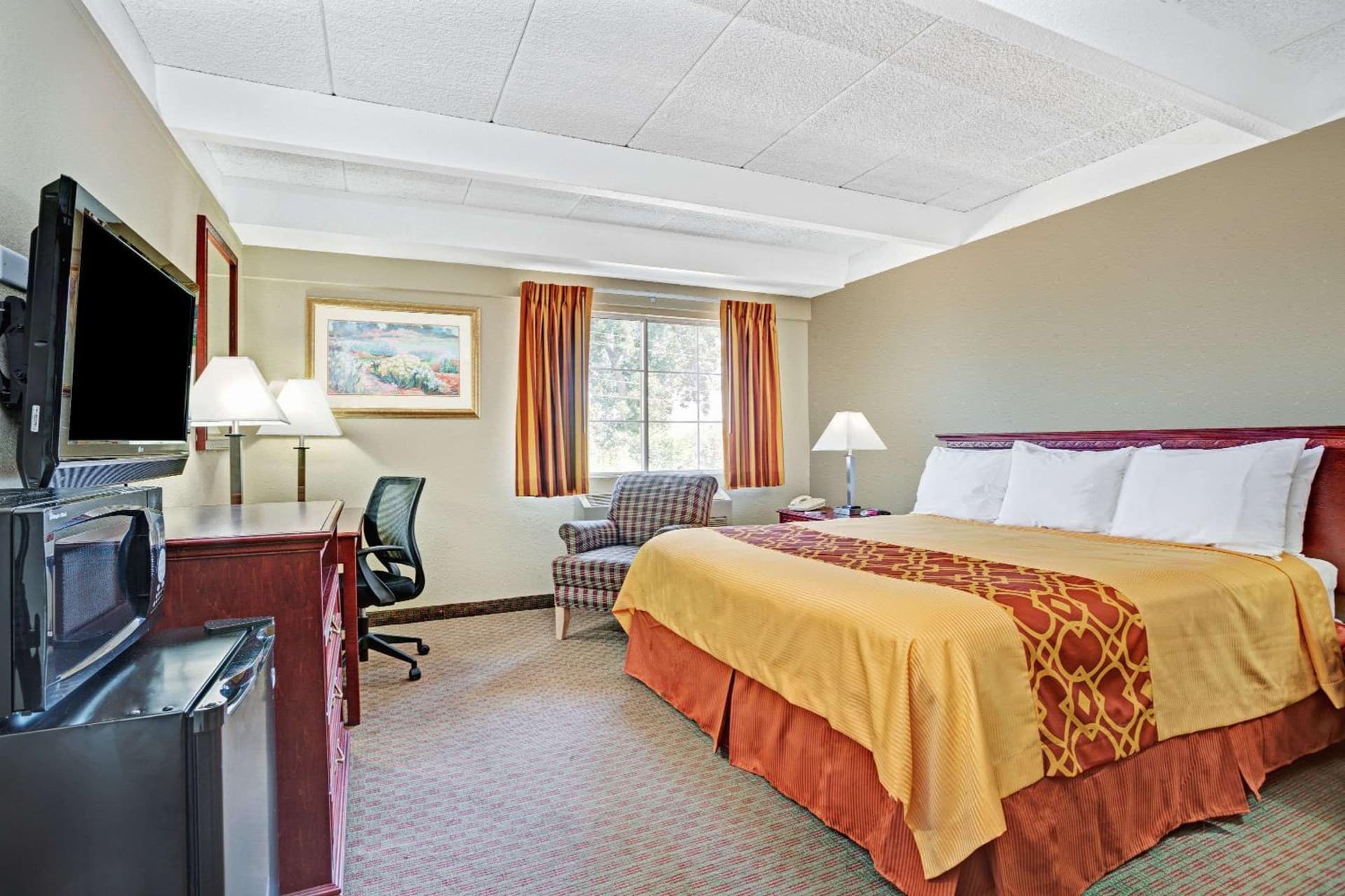 Travelodge by Wyndham Iowa City gallery photo in Iowa City, IA — image 17