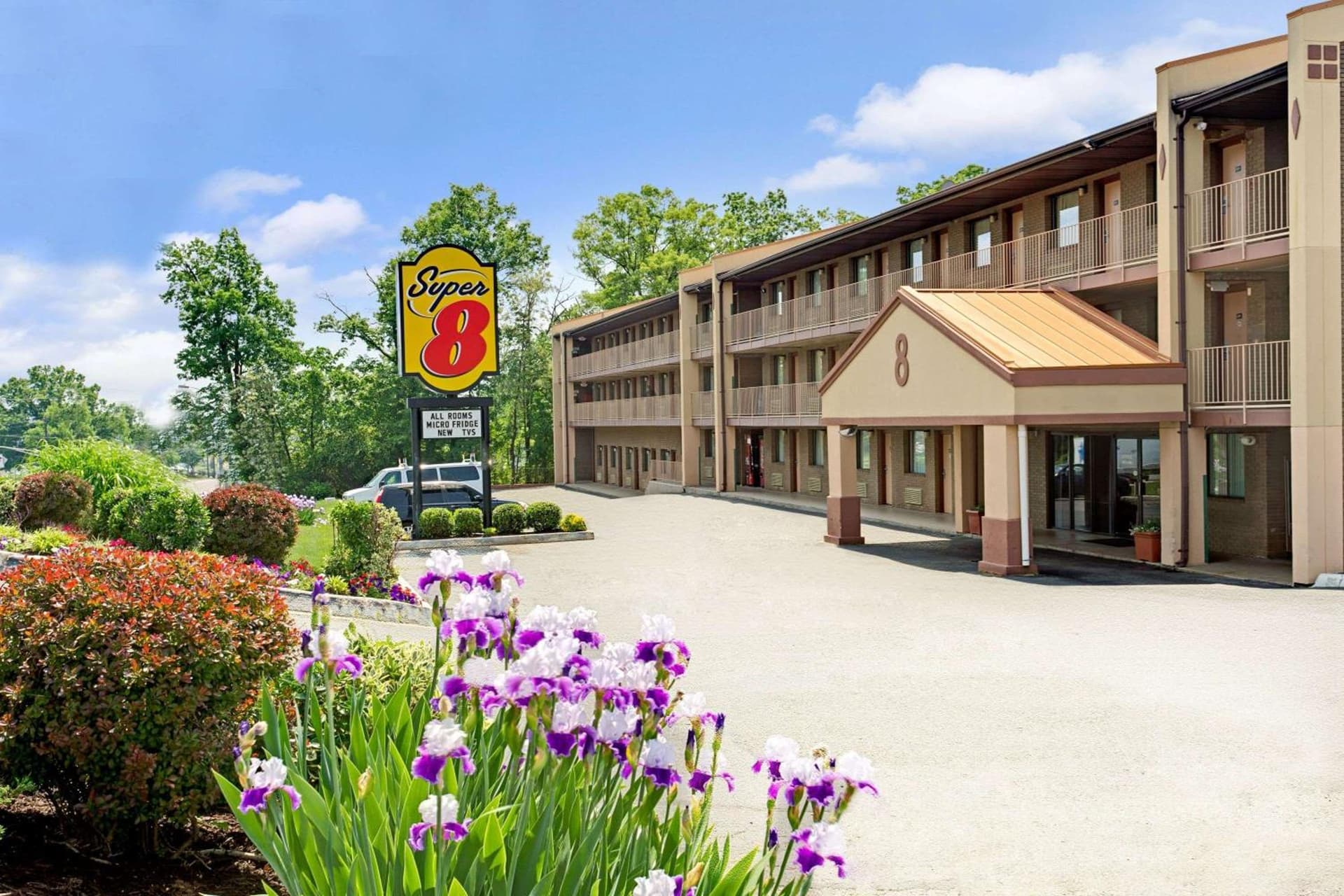 Super 8 by Wyndham Laurel property views in Laurel, MD — gallery photo 3