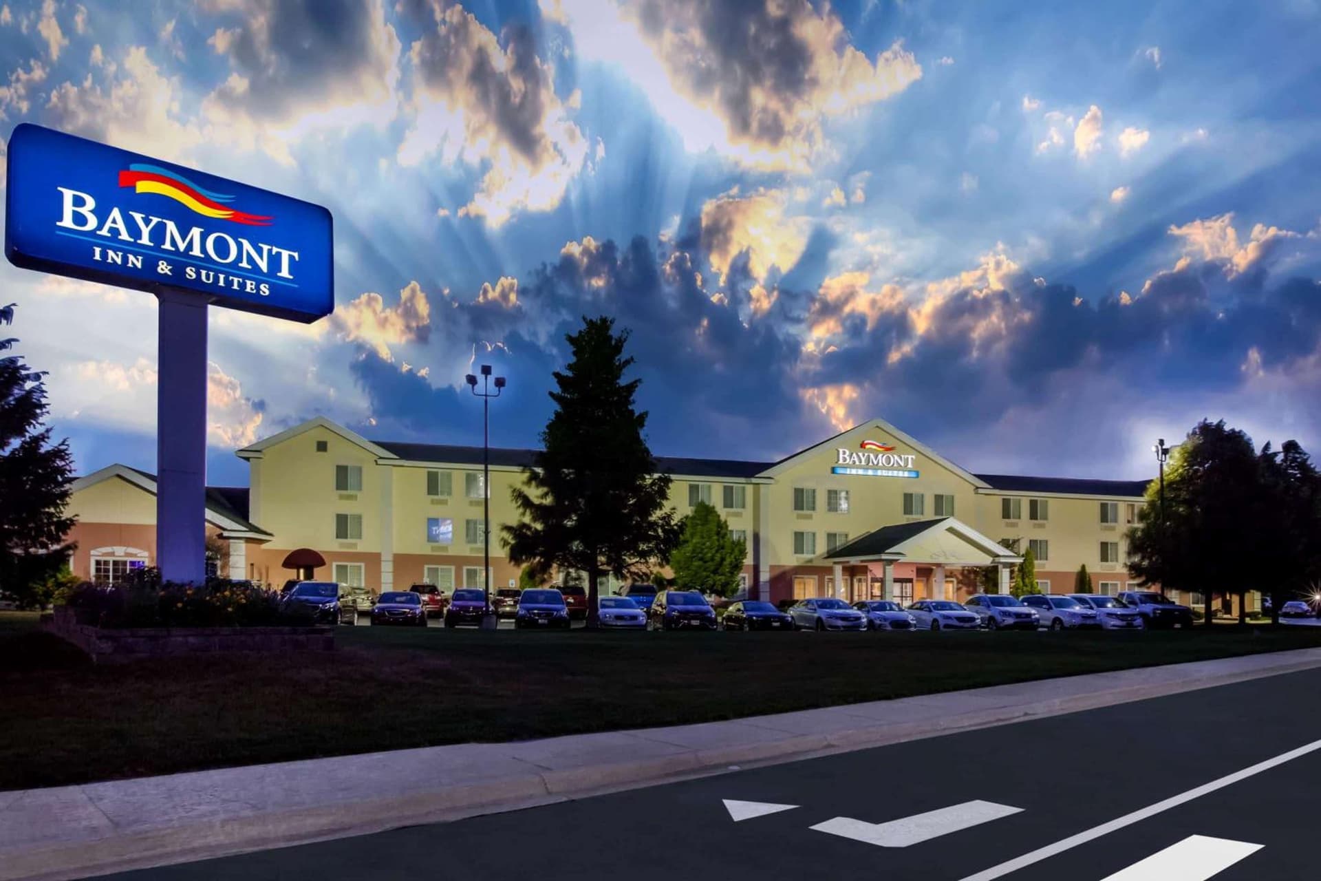 Baymont by Wyndham Mackinaw City — hotel in Mackinaw City, Michigan