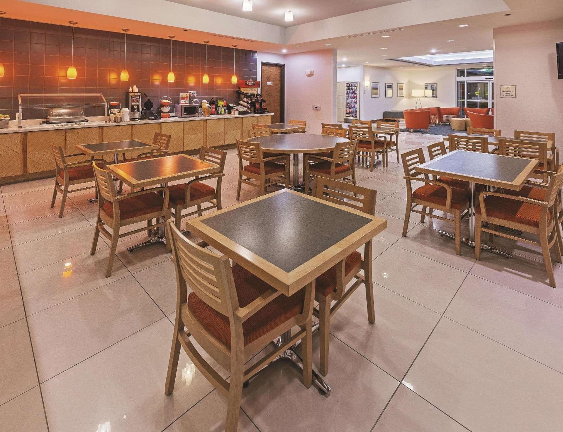 La Quinta by Wyndham Austin NW/Lakeline Mall gallery photo in Cedar Park, TX — image 8