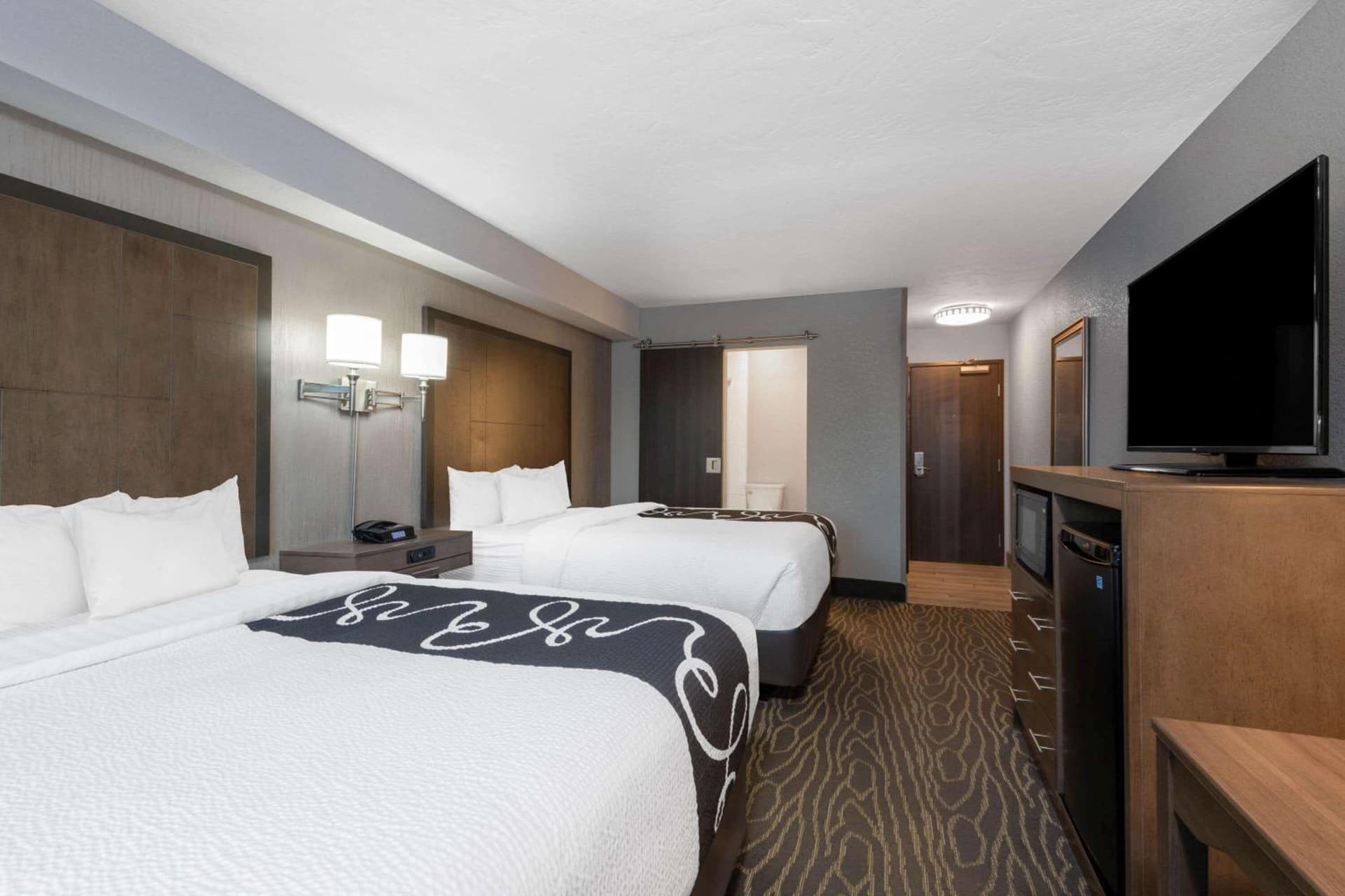 La Quinta by Wyndham Anchorage Airport gallery photo in Anchorage, AK — image 27