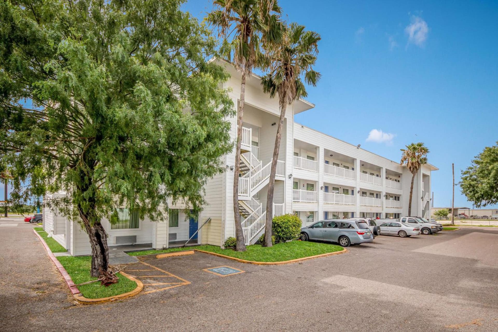 Motel 6 Corpus Christi, TX - North featured exterior or lobby in Corpus Christi, TX — similar hotel