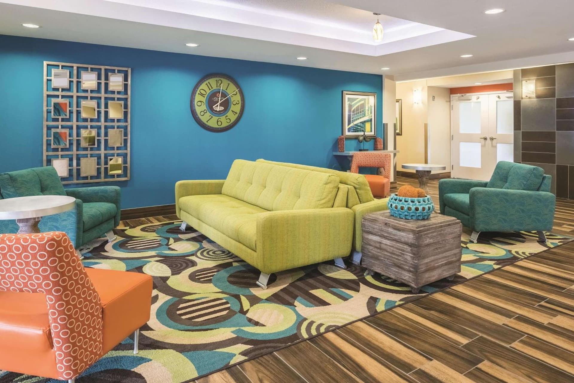 La Quinta by Wyndham Grand Forks interior in Grand Forks, ND — gallery photo 2