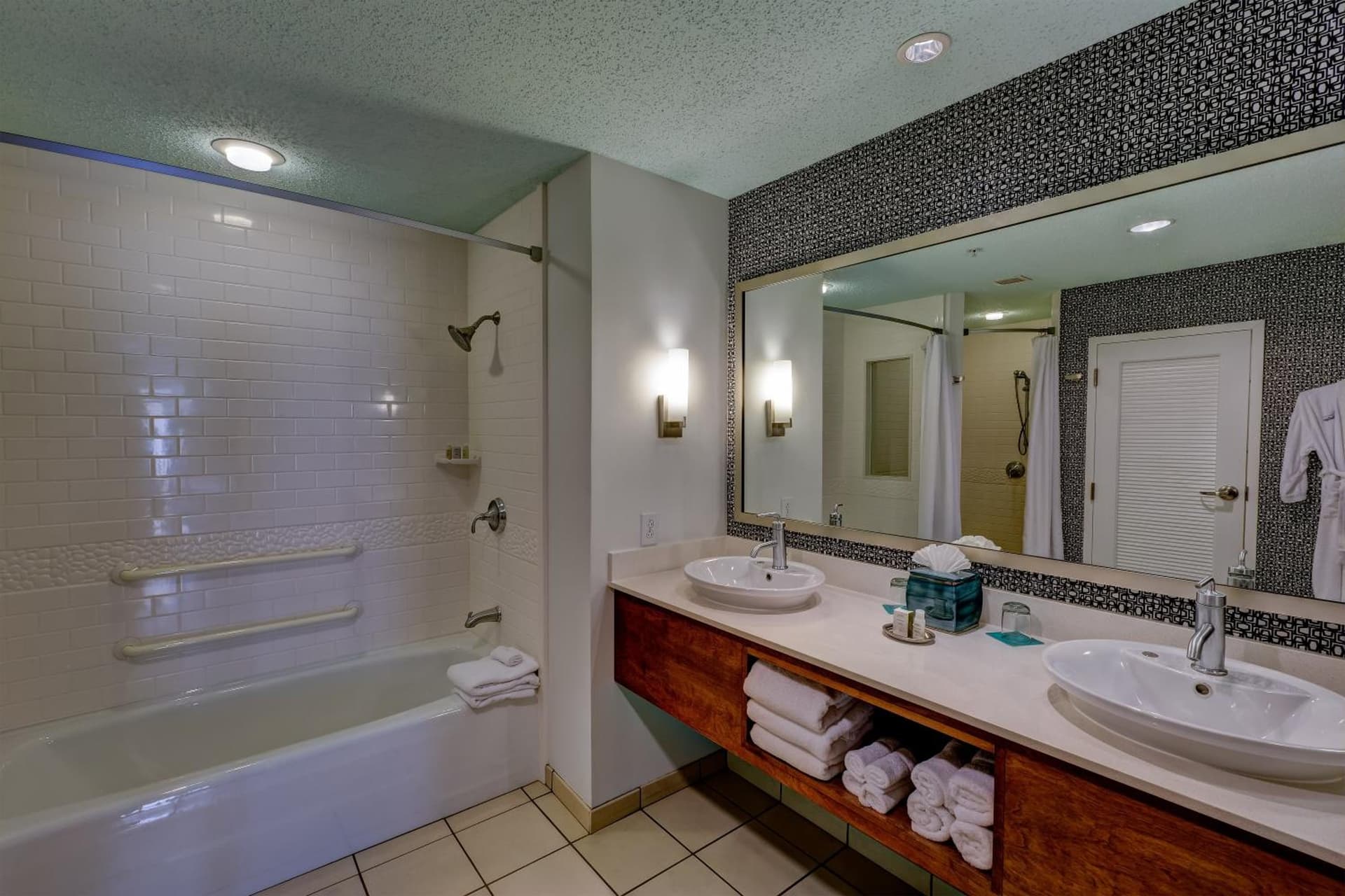 Hotel Indigo Columbus Architectural Center by IHG gallery photo in Columbus, IN — image 51