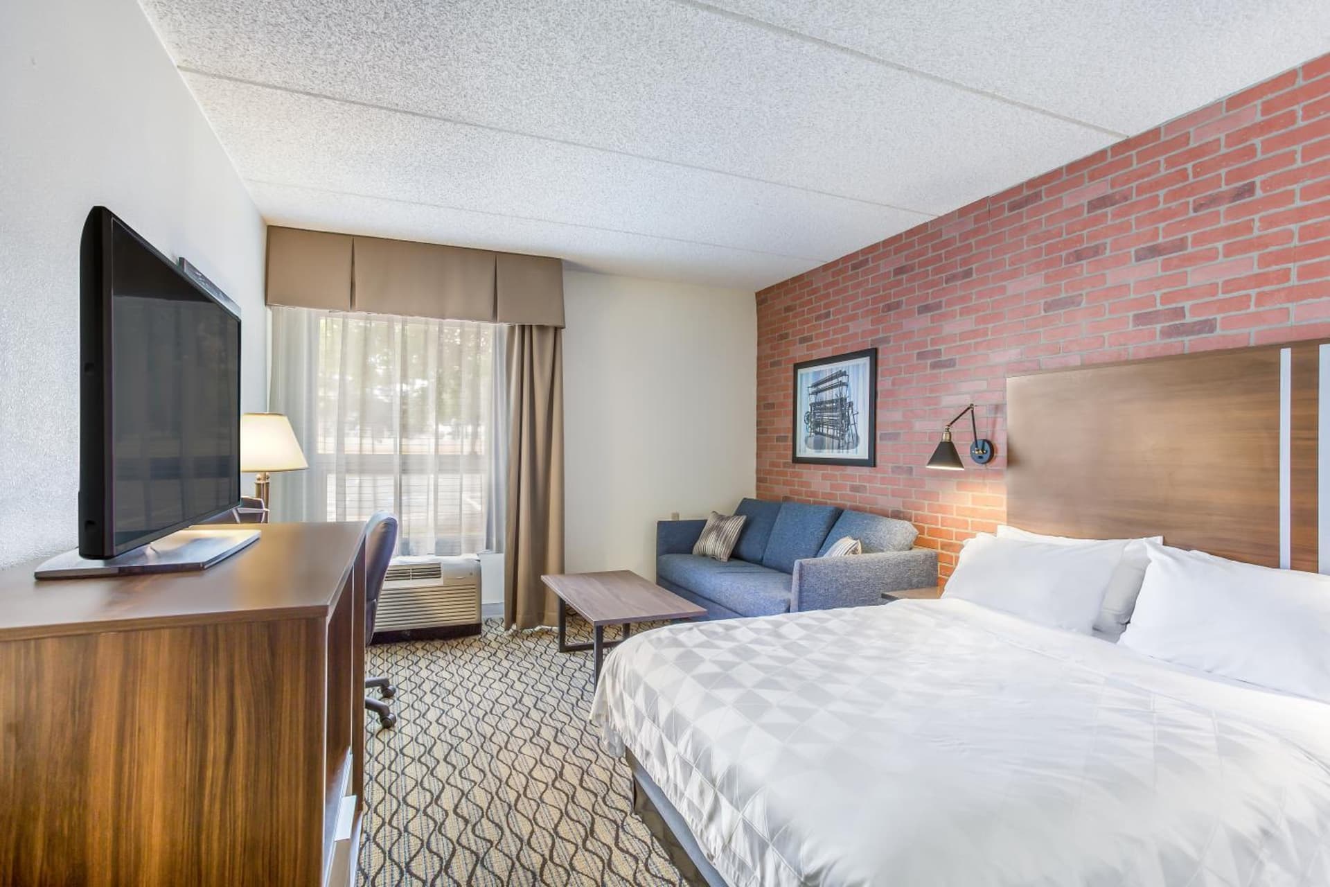 Burrstone Inn, an Ascend Collection Hotel gallery photo in Utica, NY — image 13