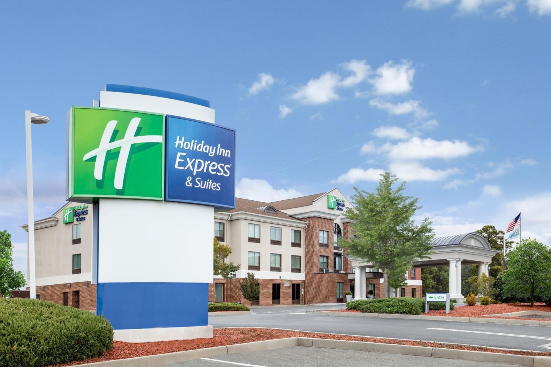 Holiday Inn Express Hotel & Suites Tappahannock by IHG featured exterior or lobby in Tappahannock, VA — similar hotel