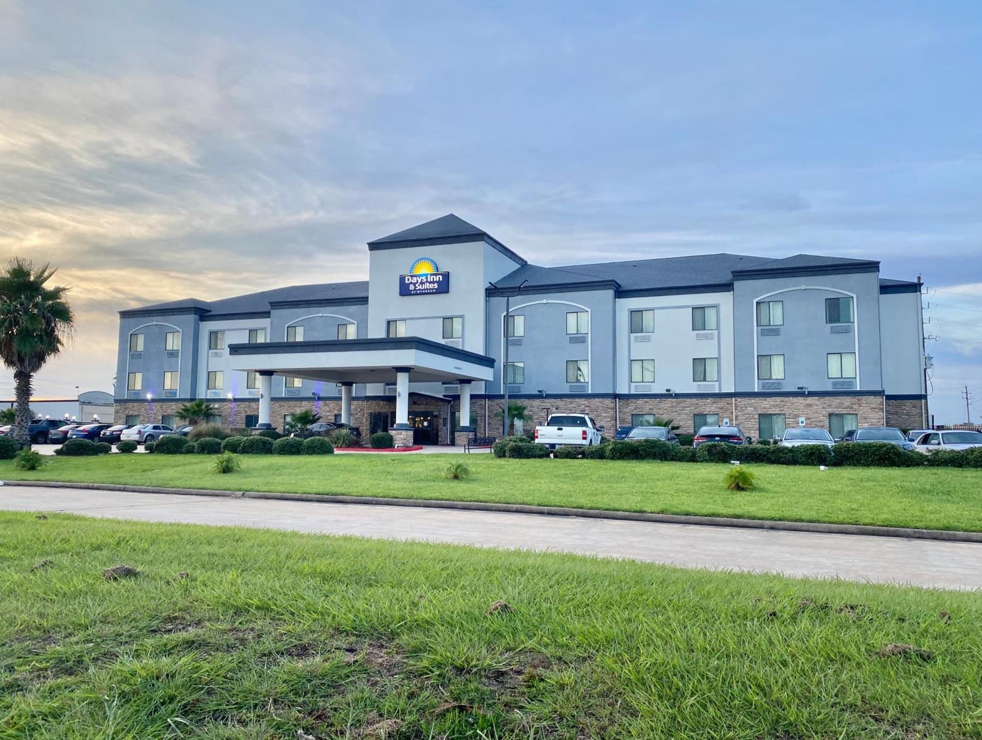 Days Inn & Suites by Wyndham Houston / West Energy Corridor featured exterior or lobby in Houston, TX — similar hotel