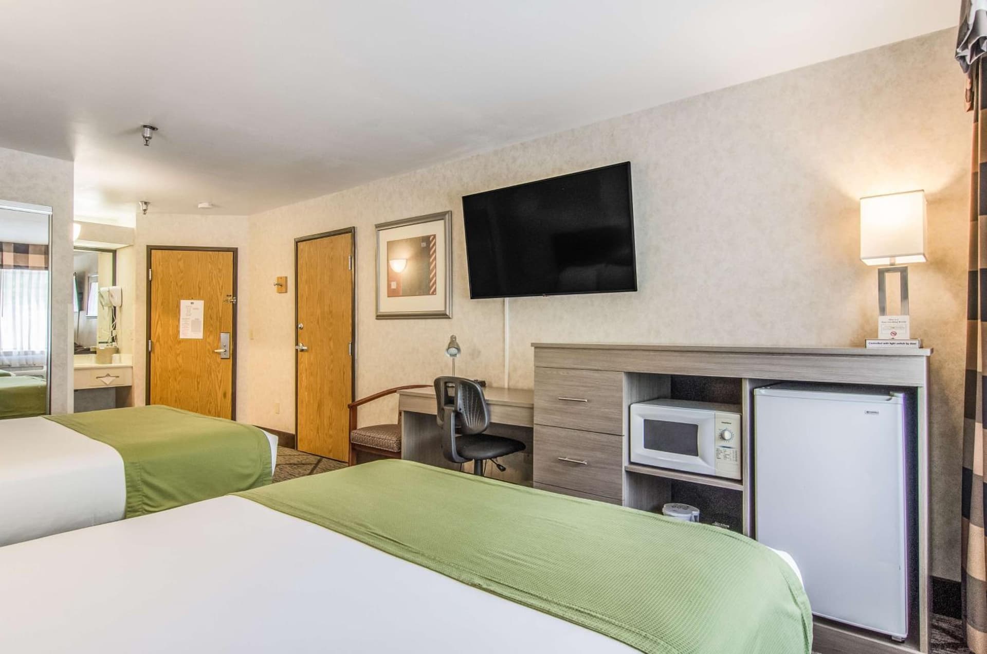 GuestHouse Inn & Suites Poulsbo gallery photo in Poulsbo, WA — image 16