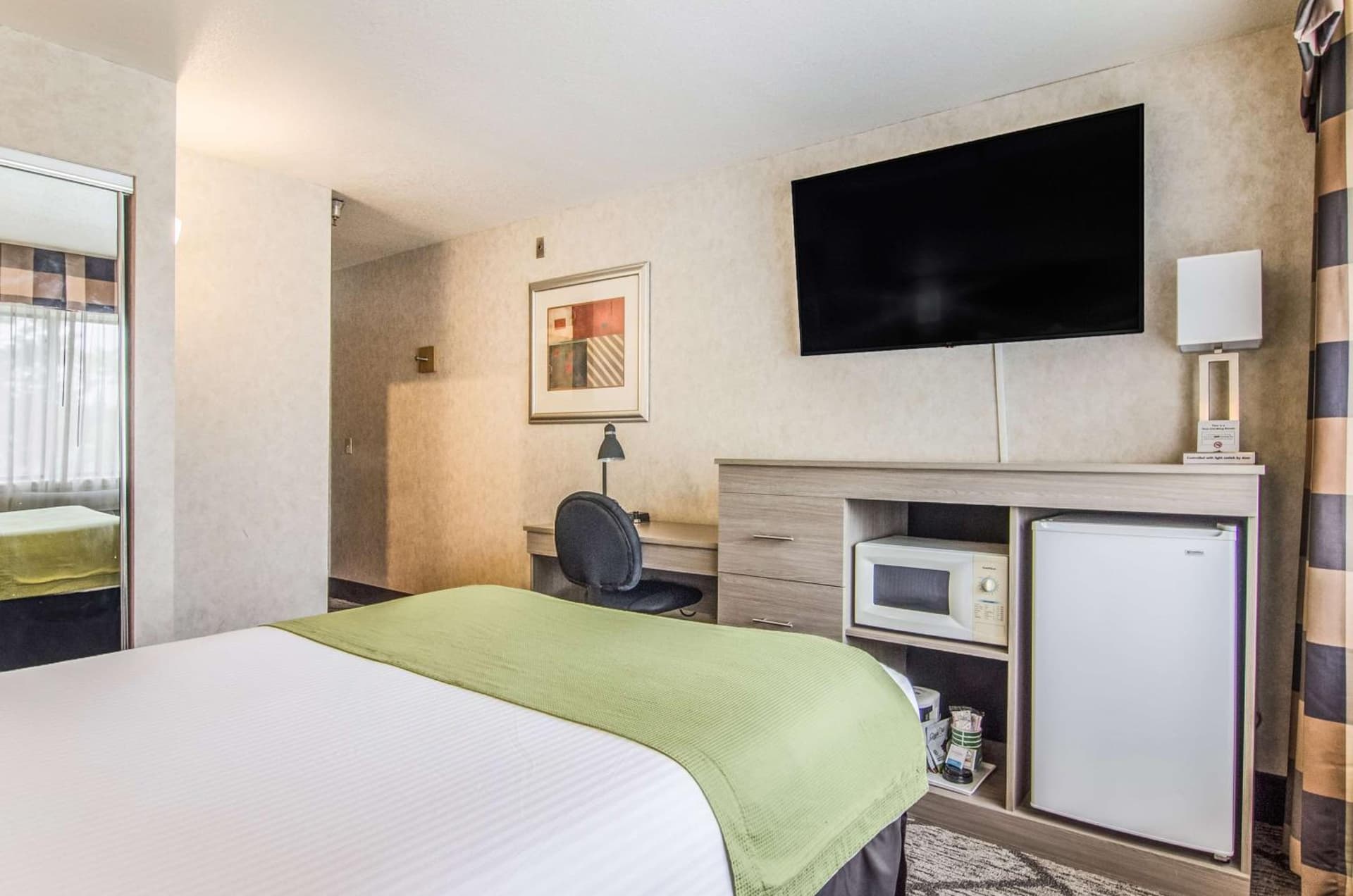 GuestHouse Inn & Suites Poulsbo gallery photo in Poulsbo, WA — image 27