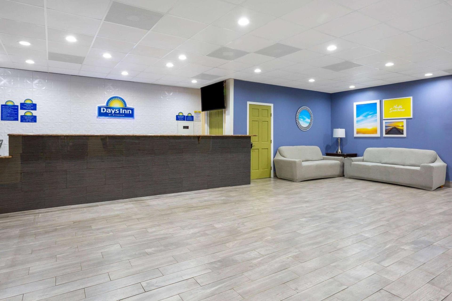 Red Roof Inn Hampton Coliseum gallery photo in Hampton, VA — image 9
