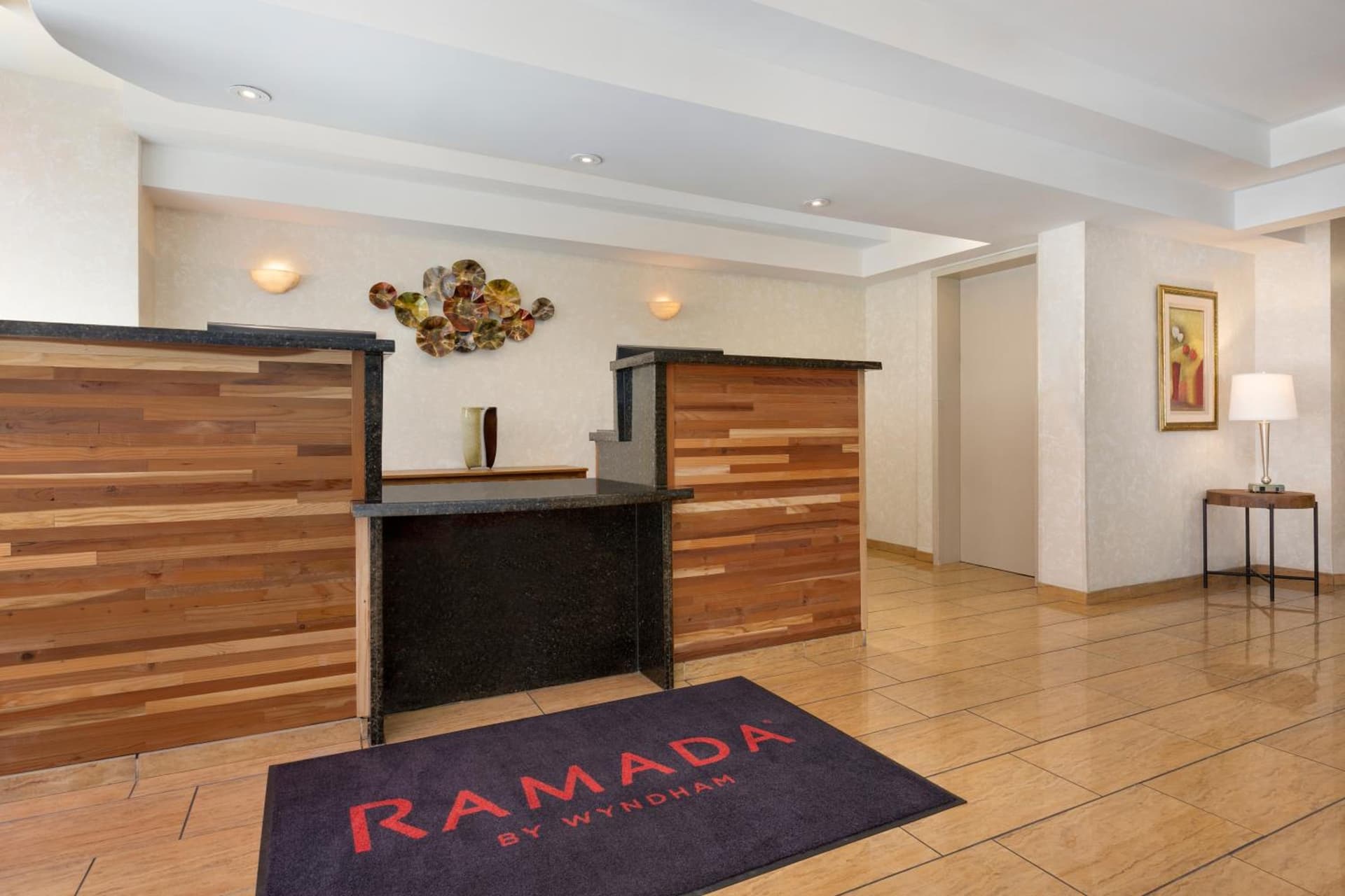 Ramada by Wyndham Oakland Downtown City Center gallery photo in Oakland, CA — image 25