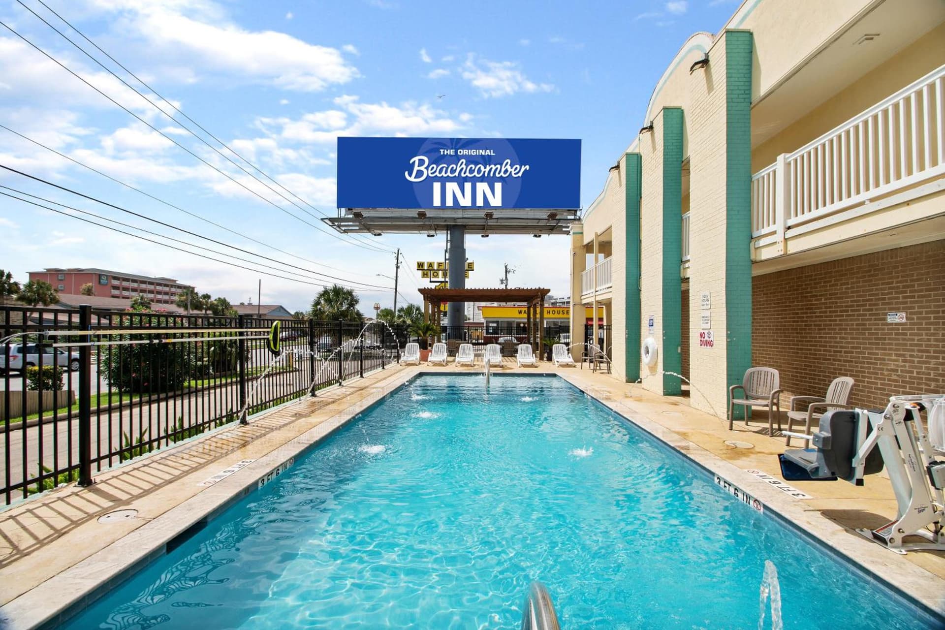 Motel 6 Classic Galveston, TX Beach-Seawall interior in Galveston, TX — gallery photo 2
