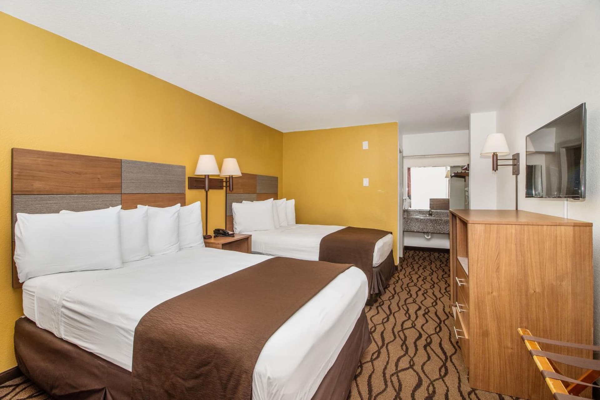 Motel 6 Classic Galveston, TX Beach-Seawall gallery photo in Galveston, TX — image 10