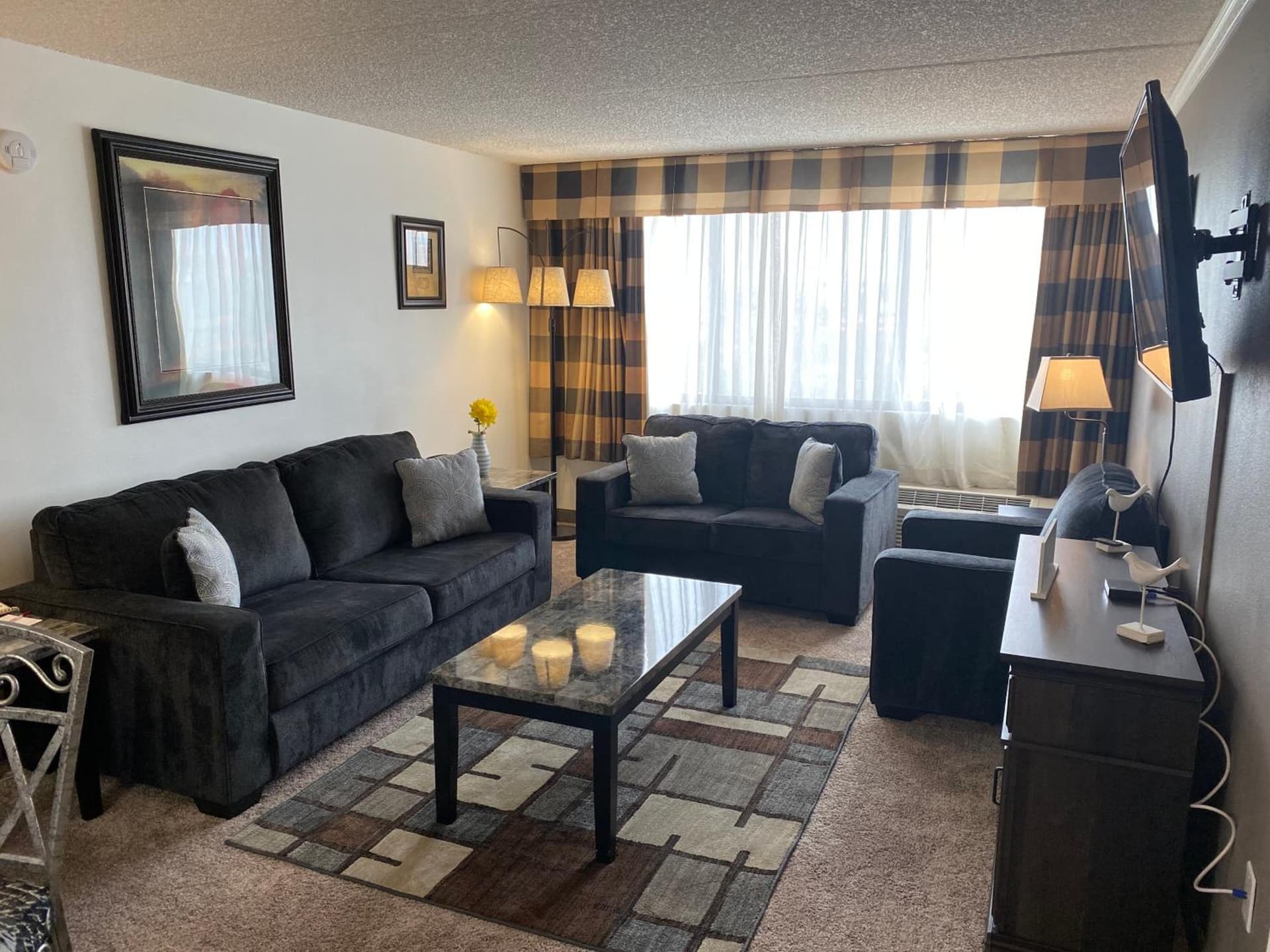 Ramada by Wyndham Albuquerque Midtown gallery photo in Albuquerque, NM — image 12
