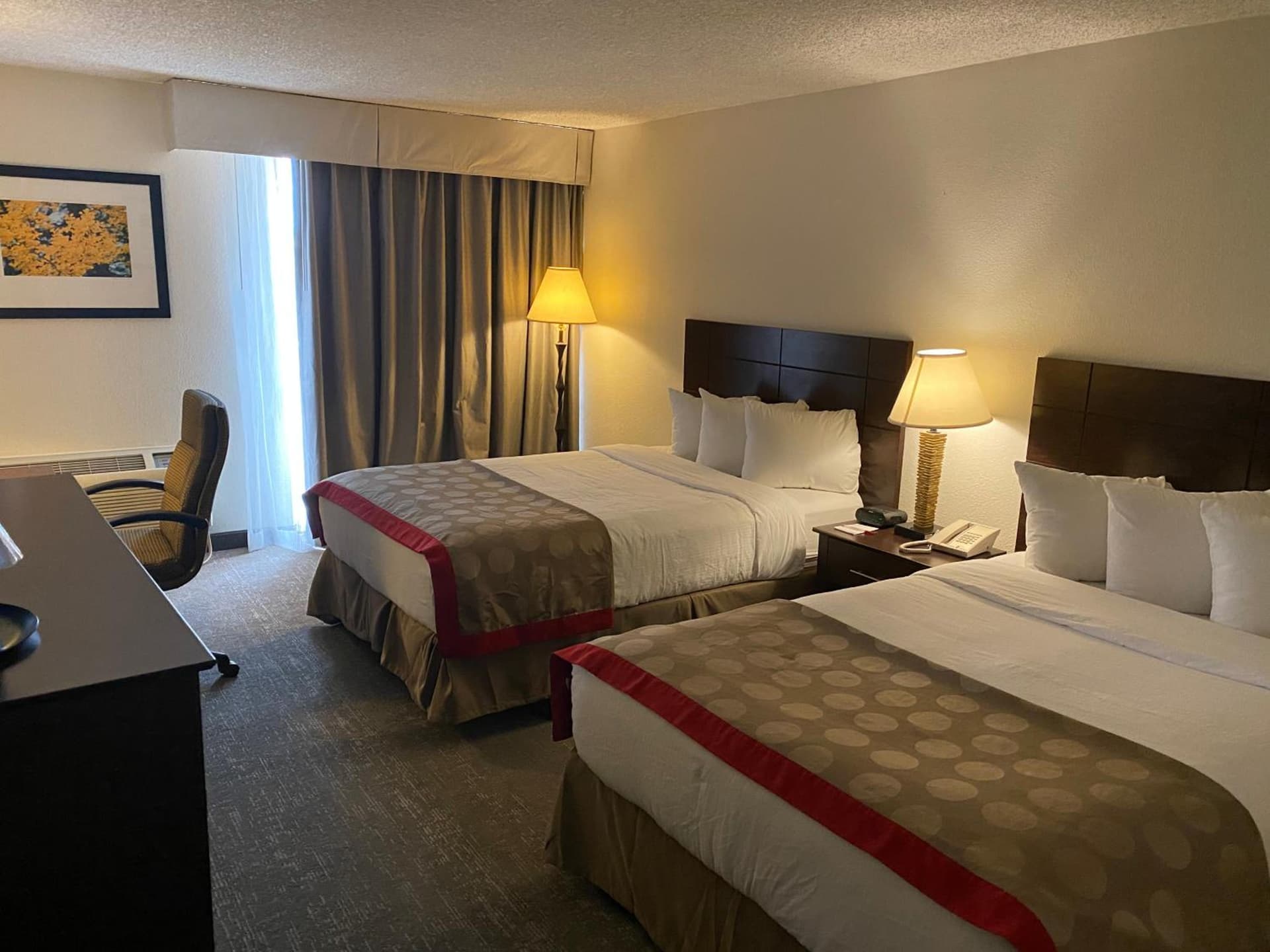 Ramada by Wyndham Albuquerque Midtown gallery photo in Albuquerque, NM — image 59