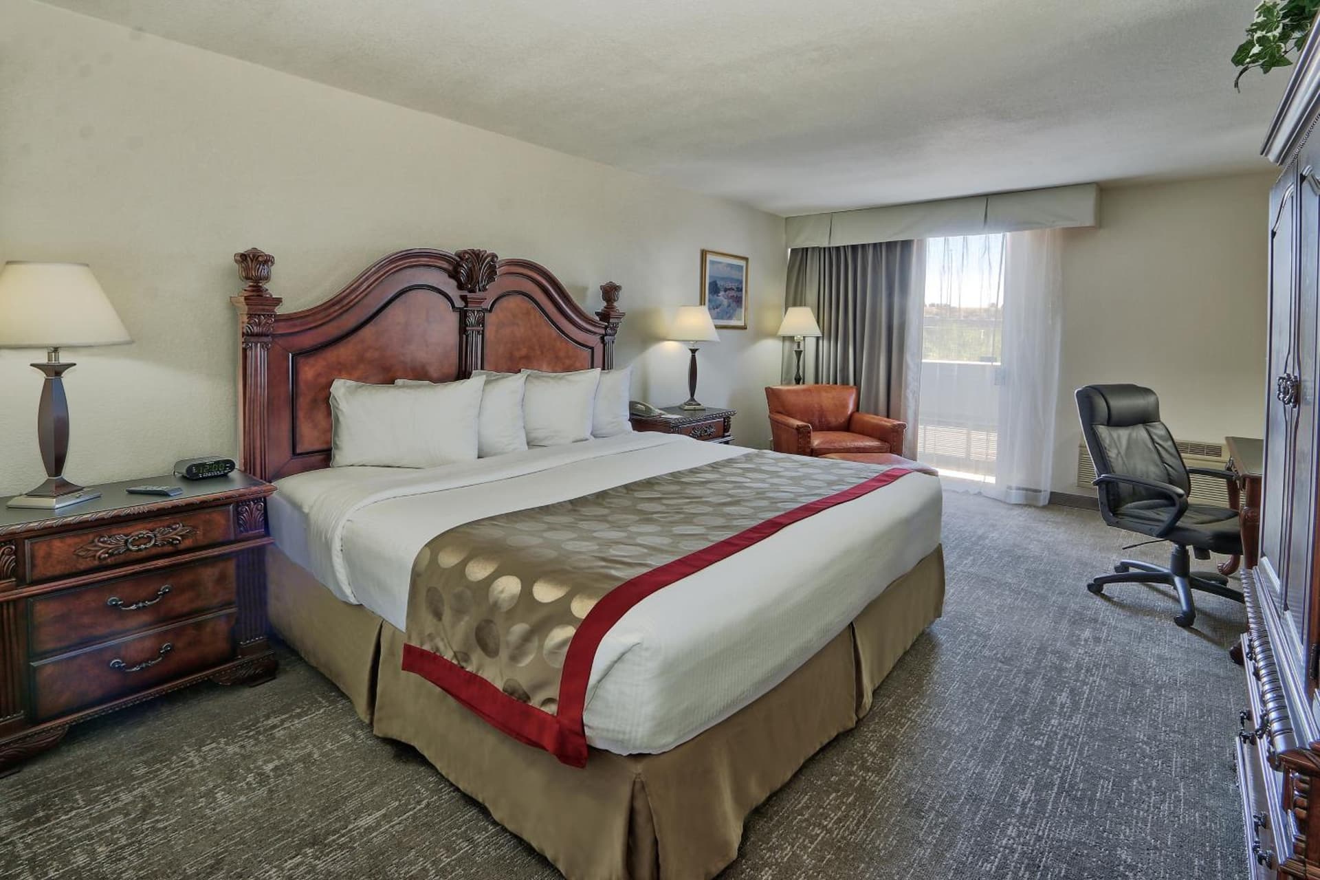 Ramada by Wyndham Albuquerque Midtown gallery photo in Albuquerque, NM — image 41