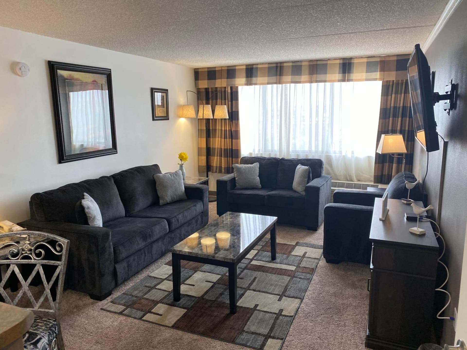 Ramada by Wyndham Albuquerque Midtown gallery photo in Albuquerque, NM — image 45