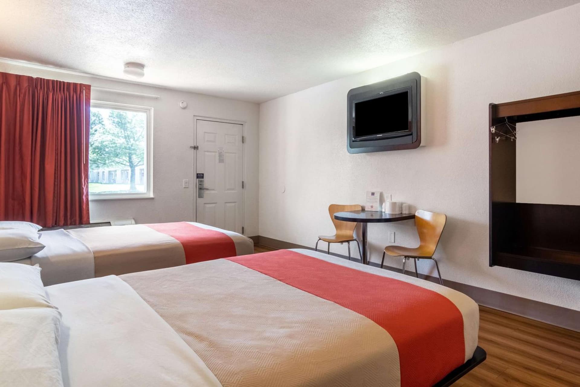 Motel 6-Youngstown, OH property views in Youngstown, OH — gallery photo 3