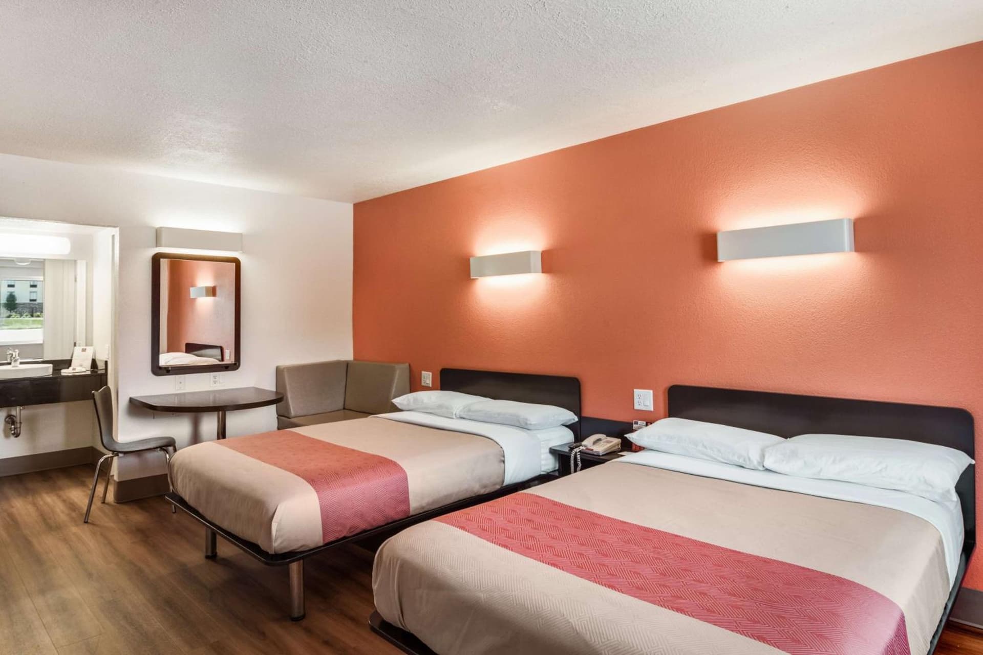 Motel 6-Youngstown, OH gallery photo in Youngstown, OH — image 5